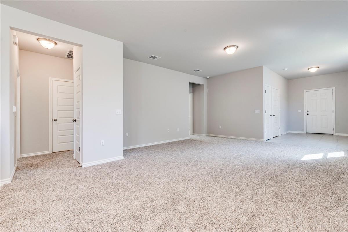 1307 Ambler DR