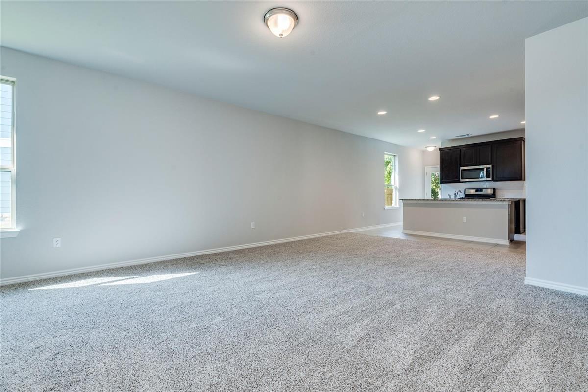 1307 Ambler DR