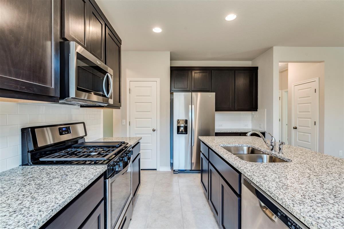 1307 Ambler DR