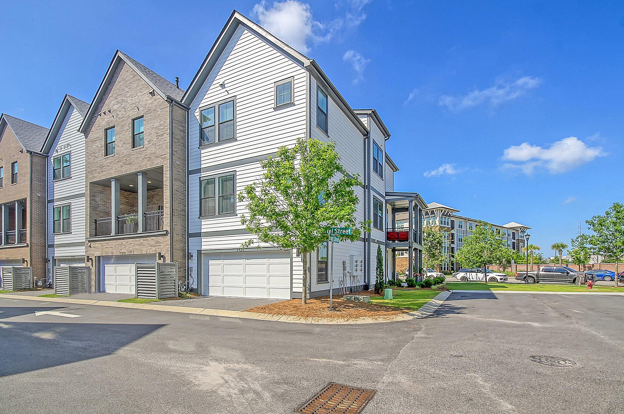 1521 Martel Street # 1 Unit: C-1