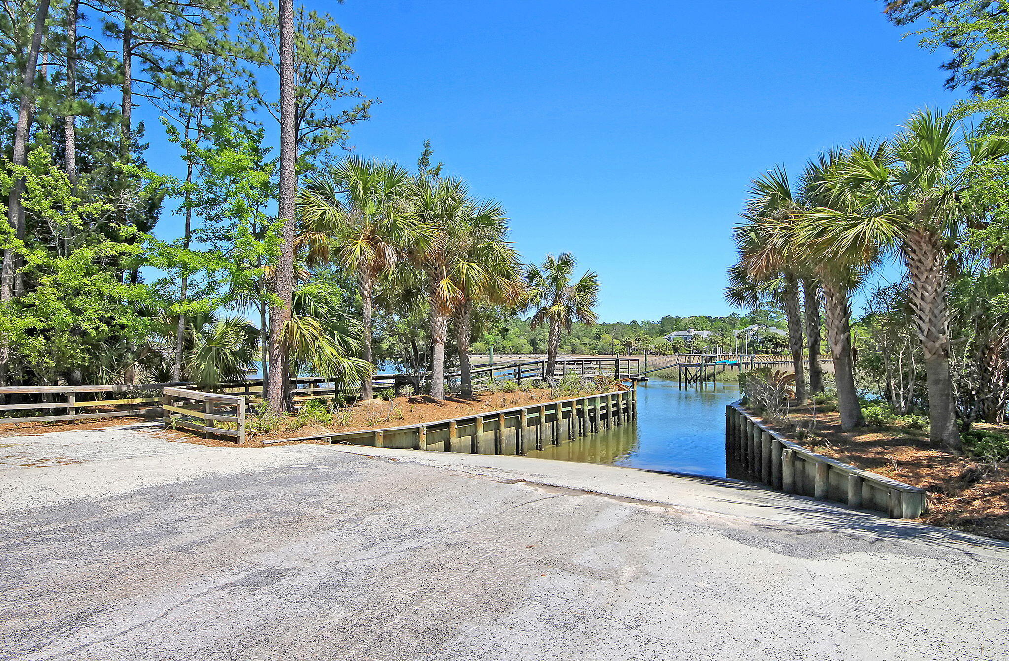 2789 Oak Manor Drive
