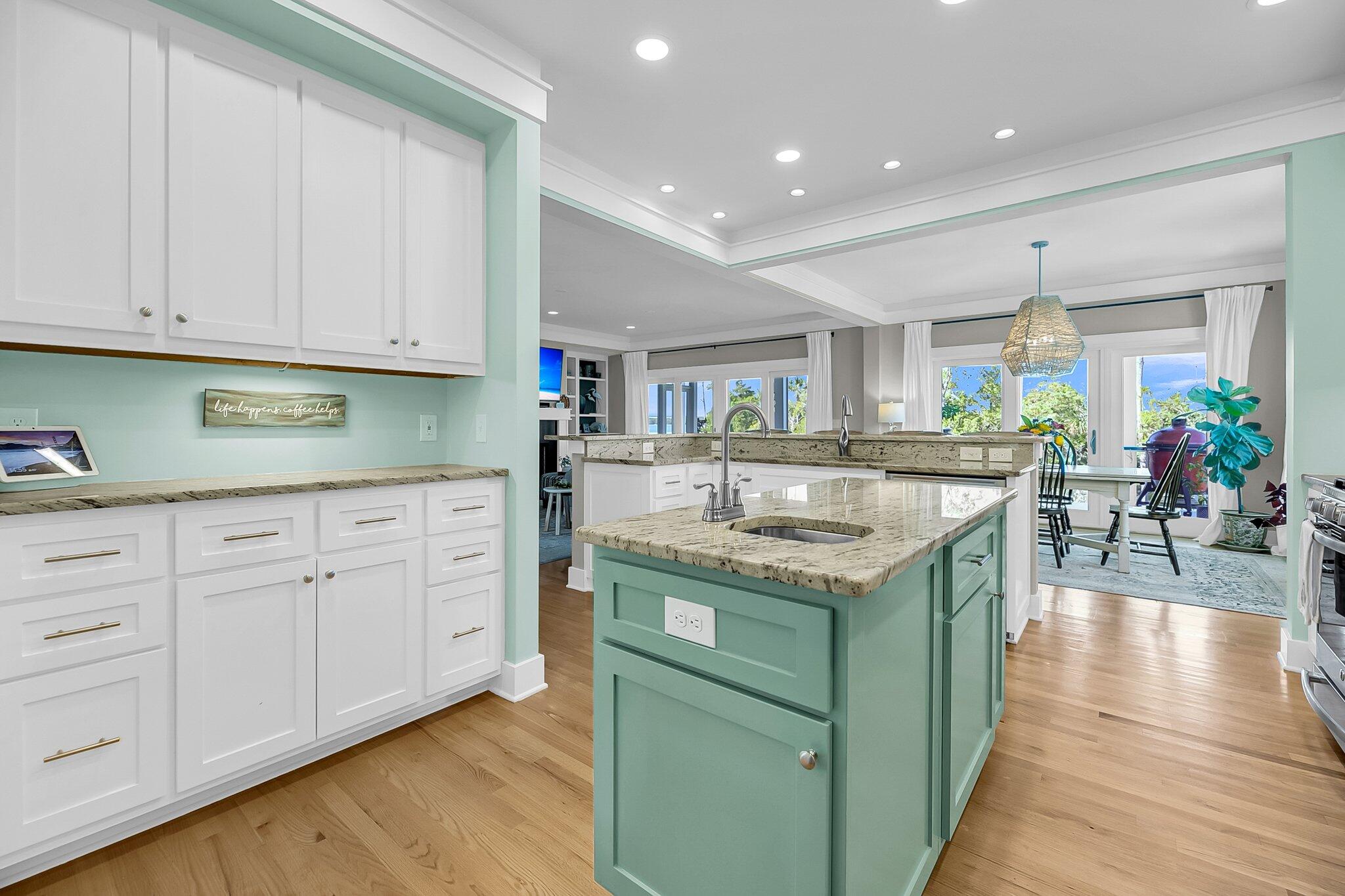 2789 Oak Manor Drive