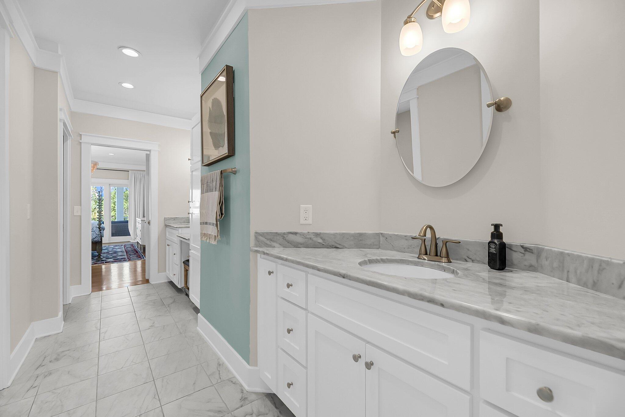 2789 Oak Manor Drive