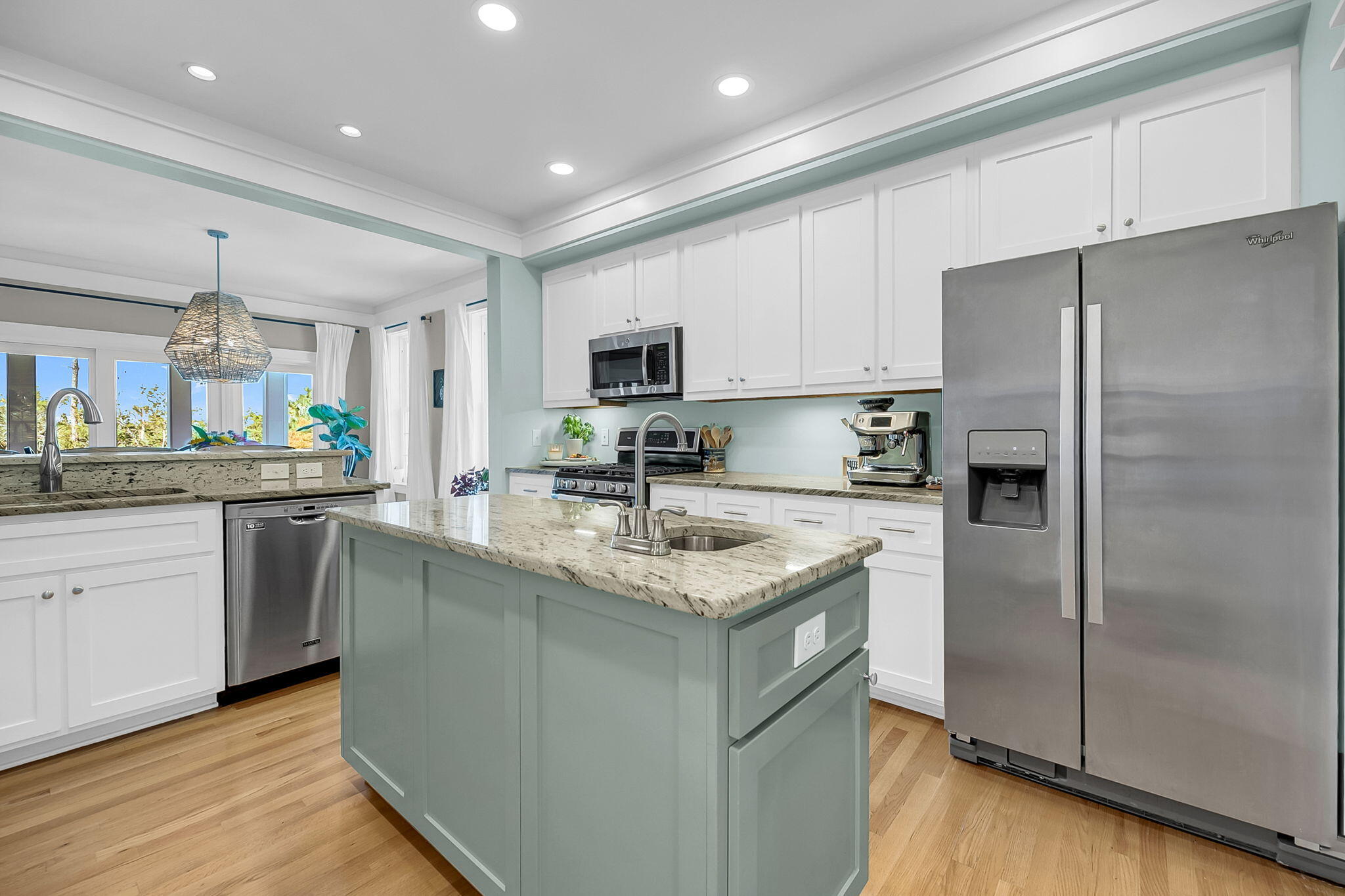 2789 Oak Manor Drive