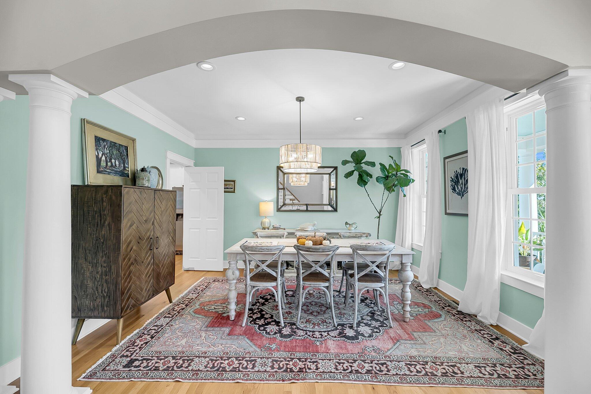 2789 Oak Manor Drive