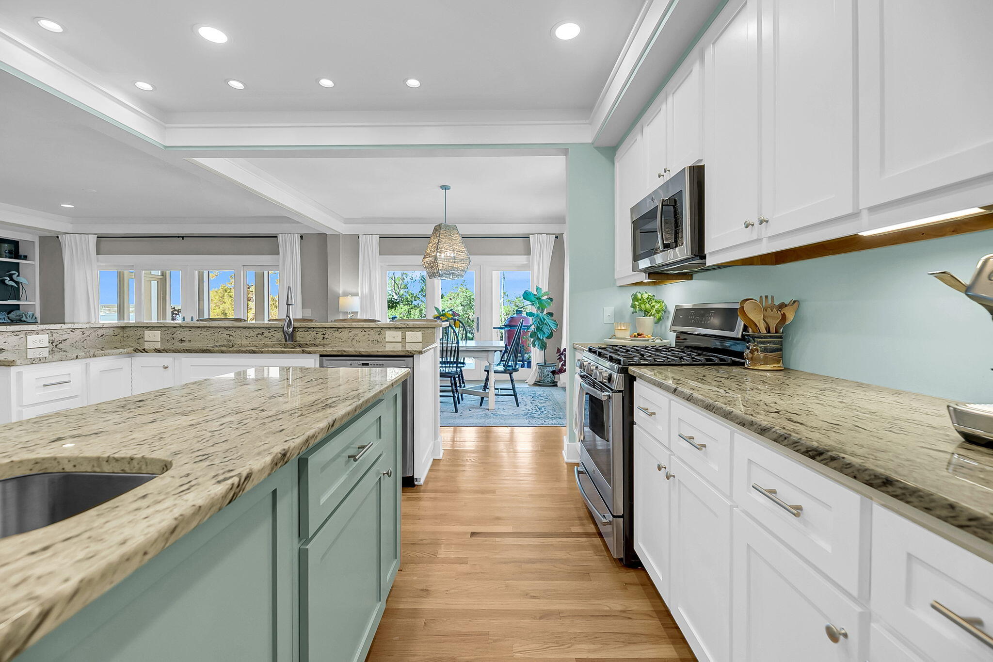 2789 Oak Manor Drive