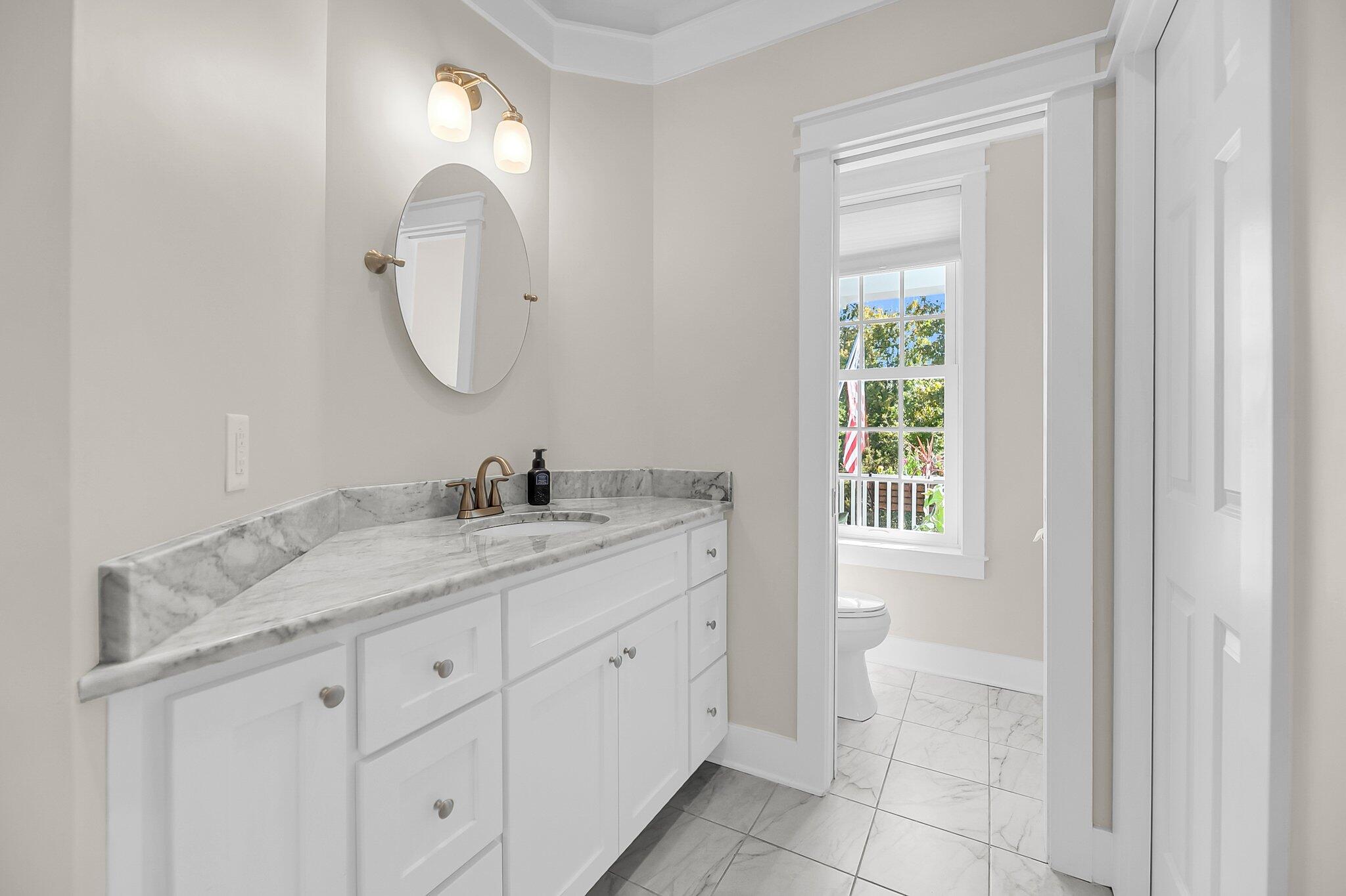 2789 Oak Manor Drive