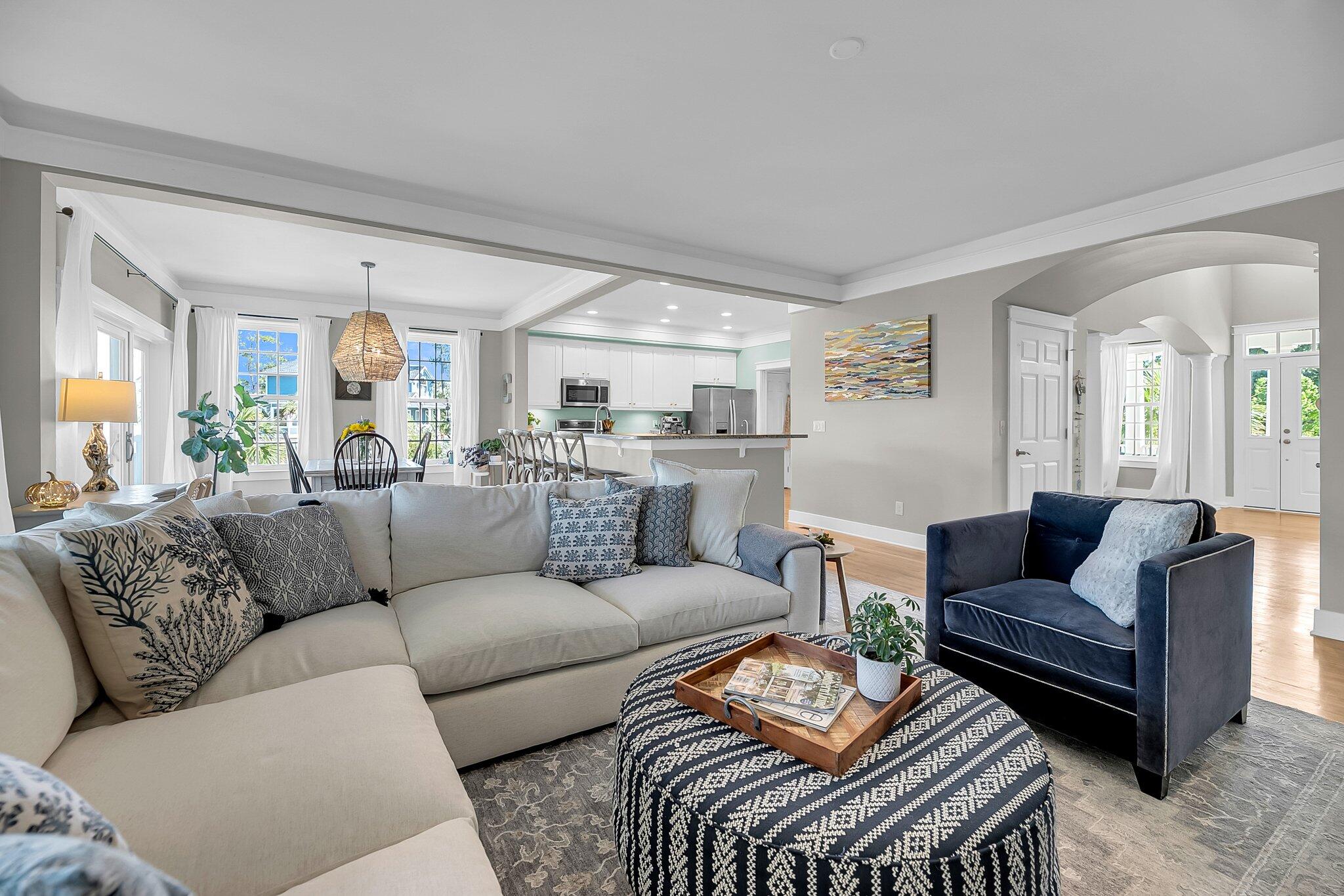2789 Oak Manor Drive