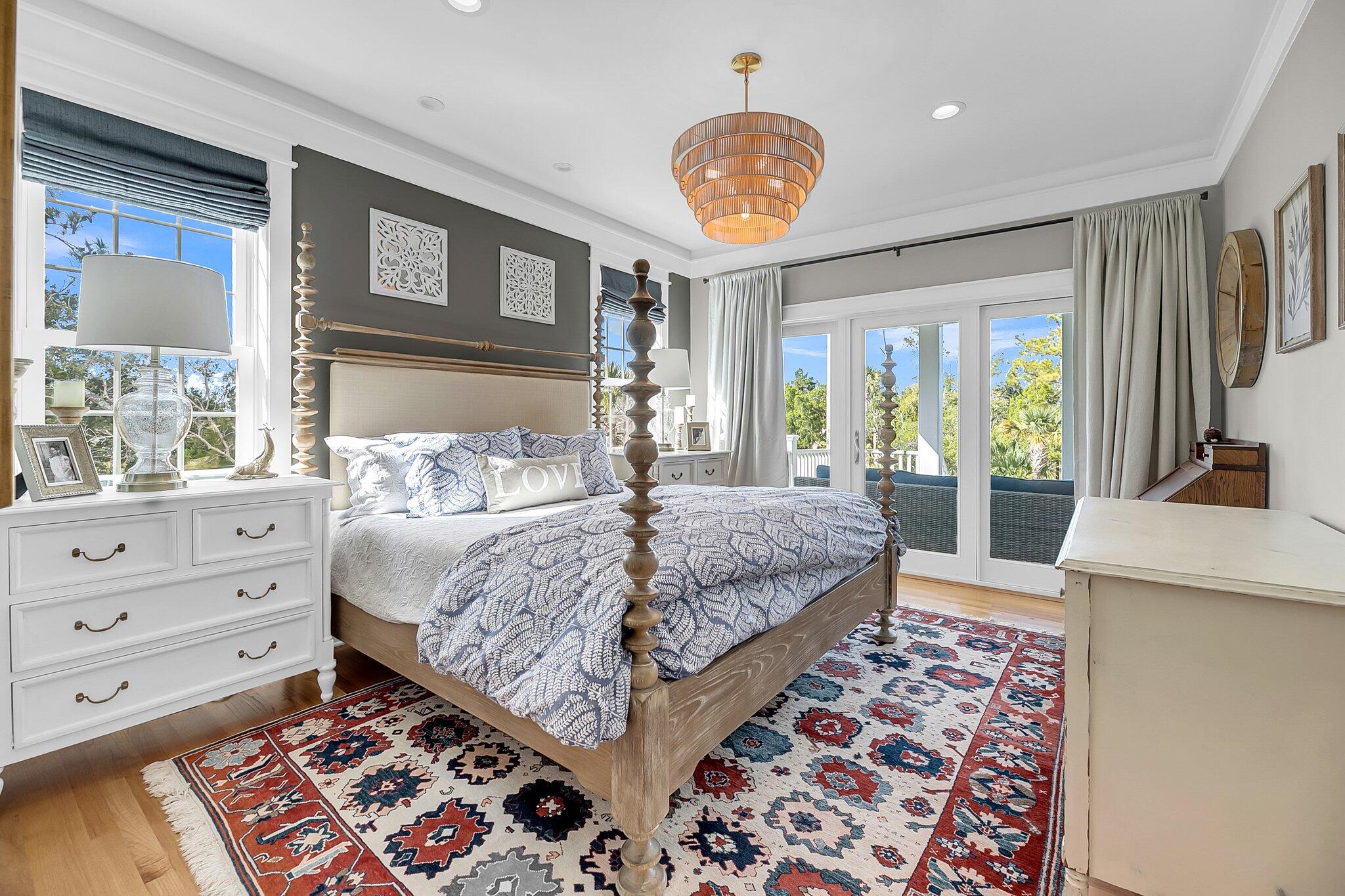 2789 Oak Manor Drive