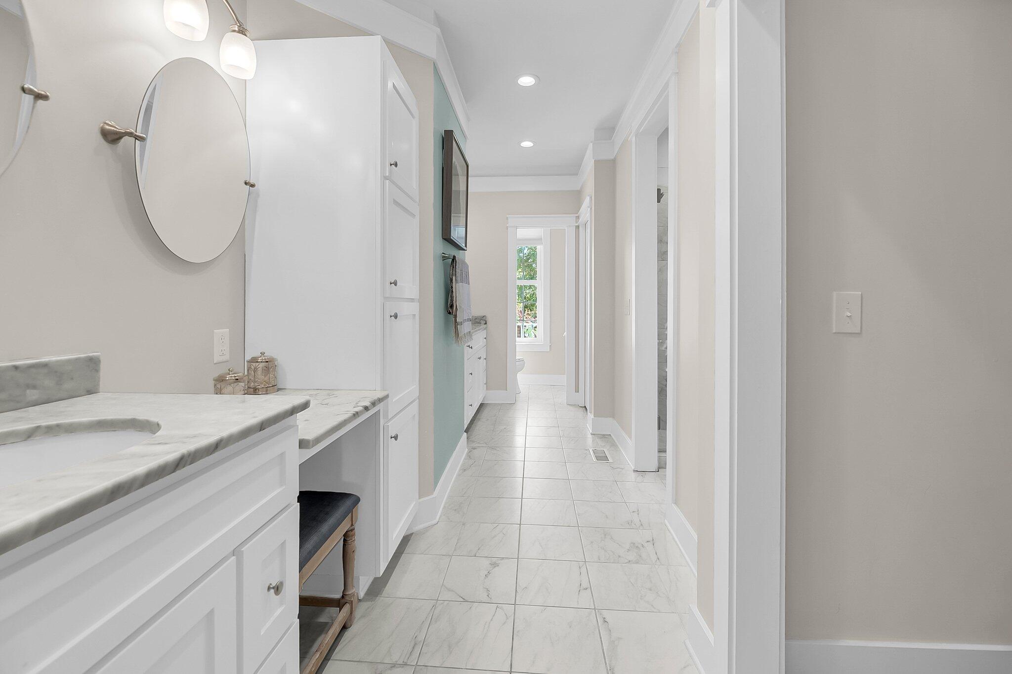 2789 Oak Manor Drive