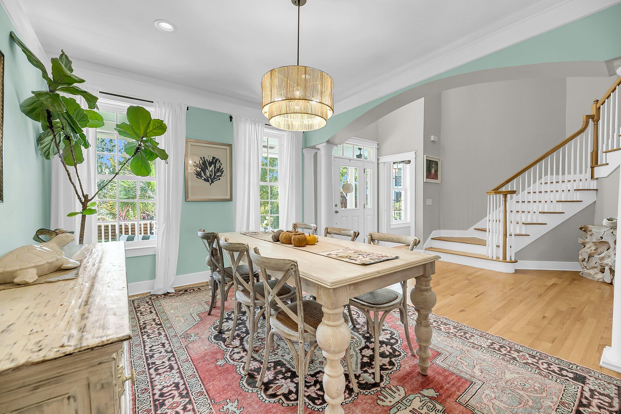 2789 Oak Manor Drive