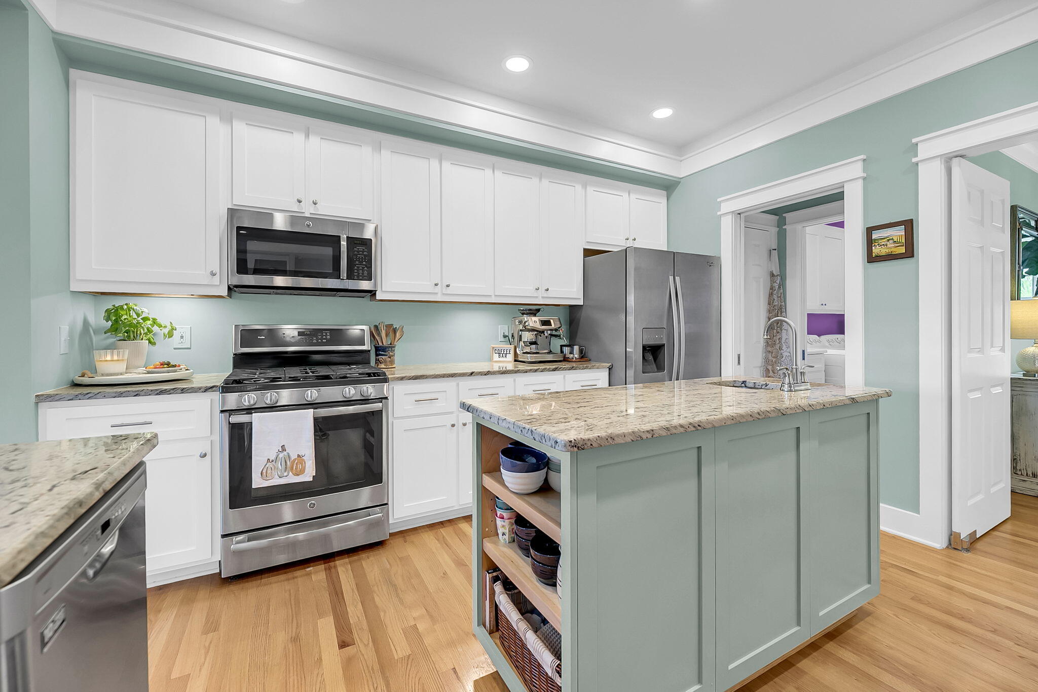2789 Oak Manor Drive