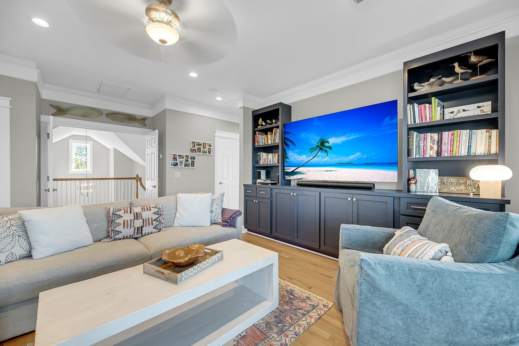 2789 Oak Manor Drive