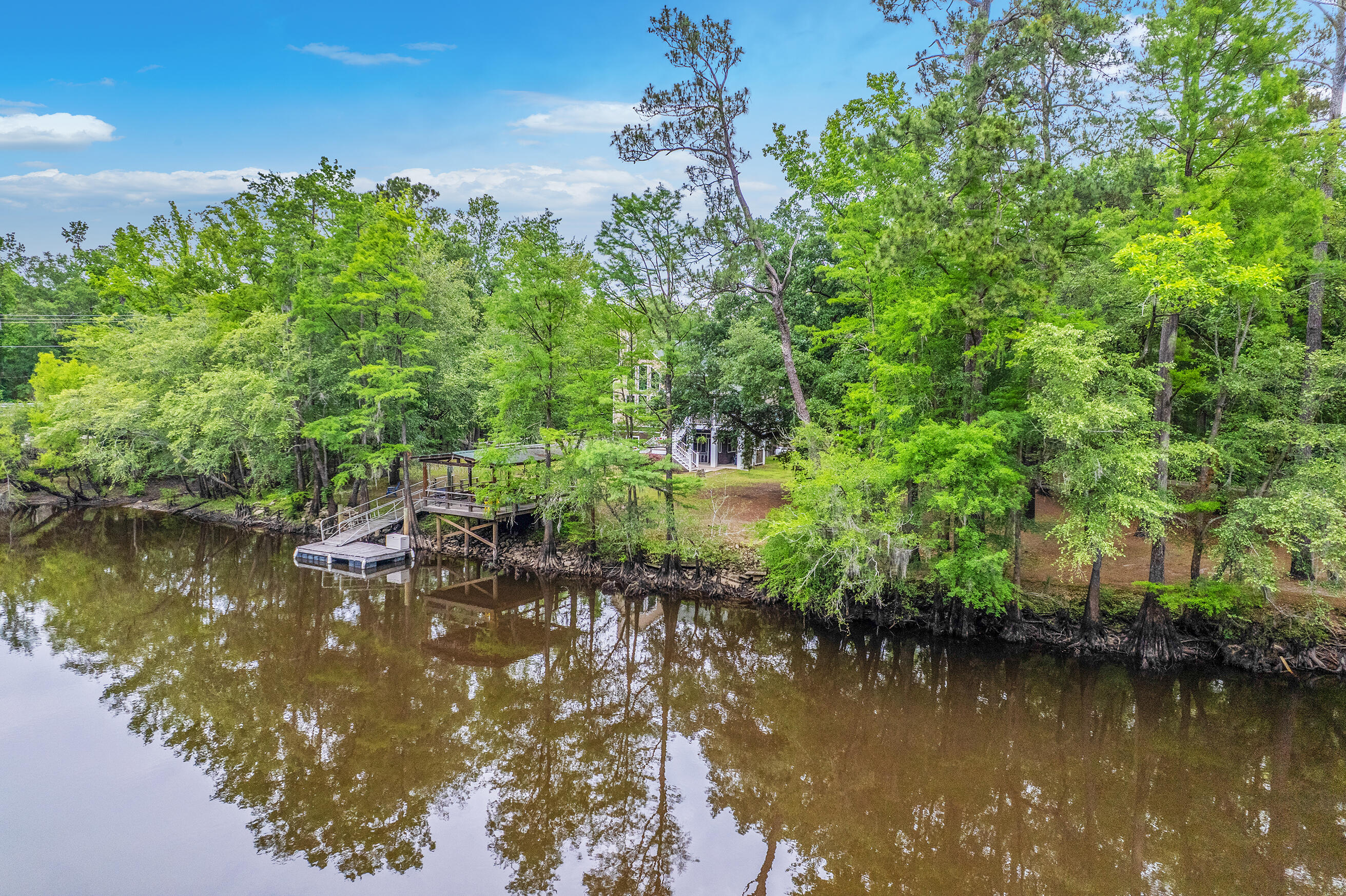 100 Canal Road