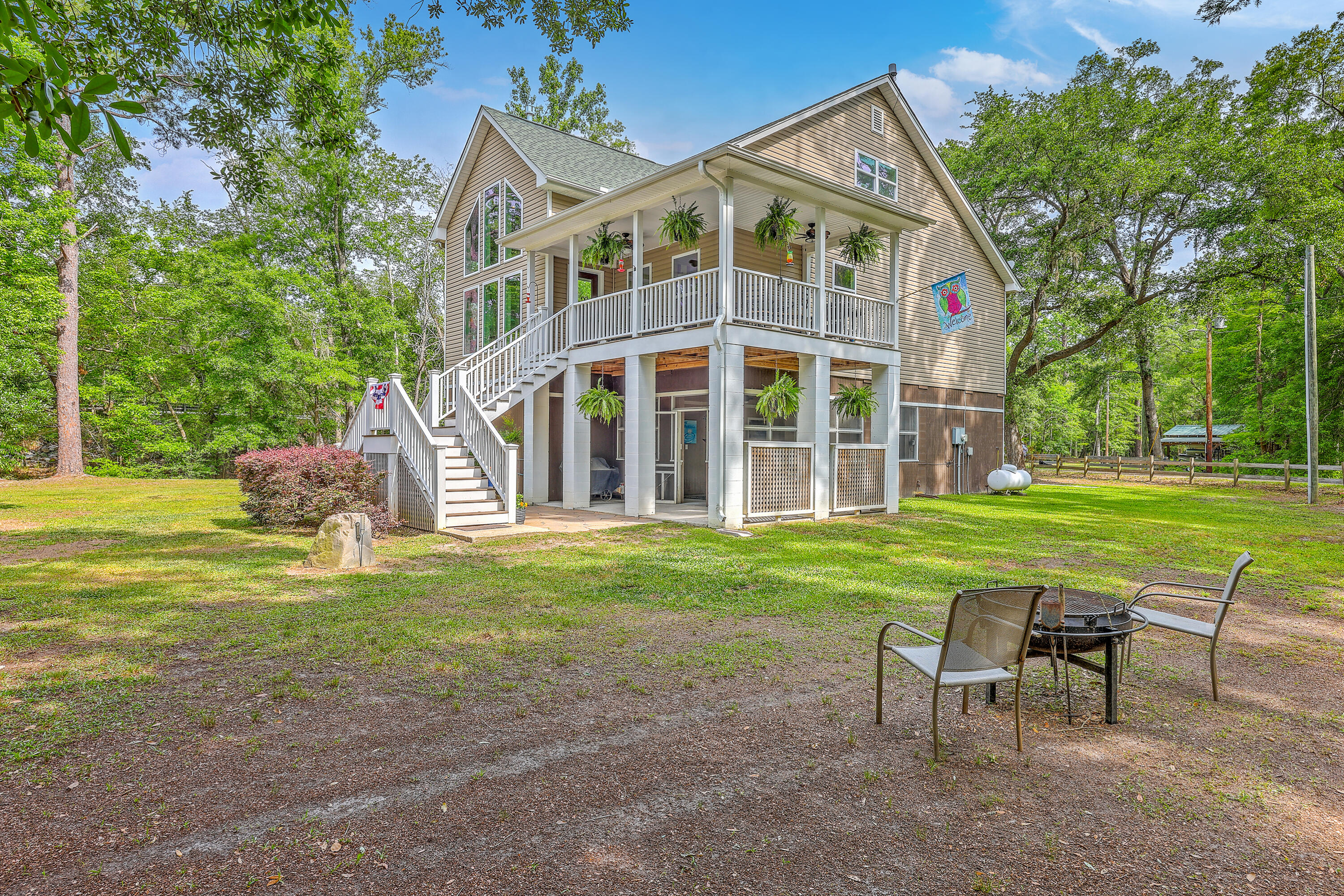 100 Canal Road