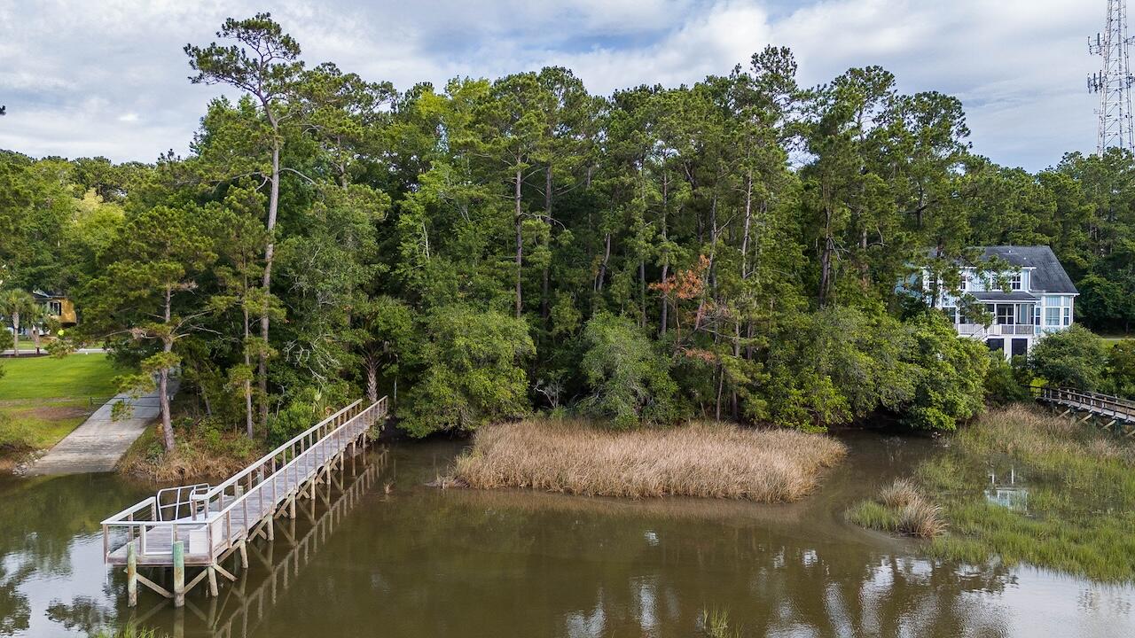 1044 Bradbury Lane