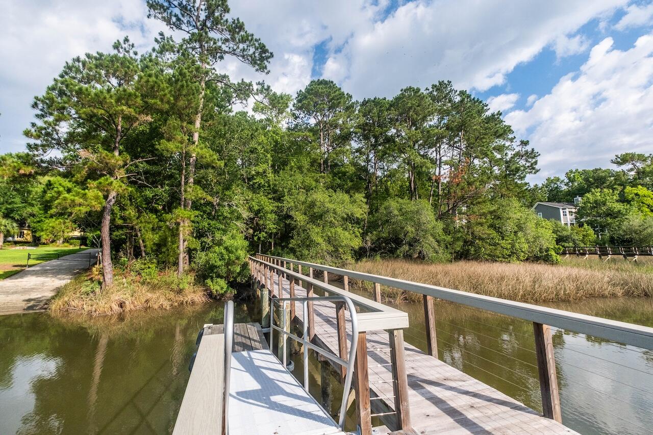 1044 Bradbury Lane