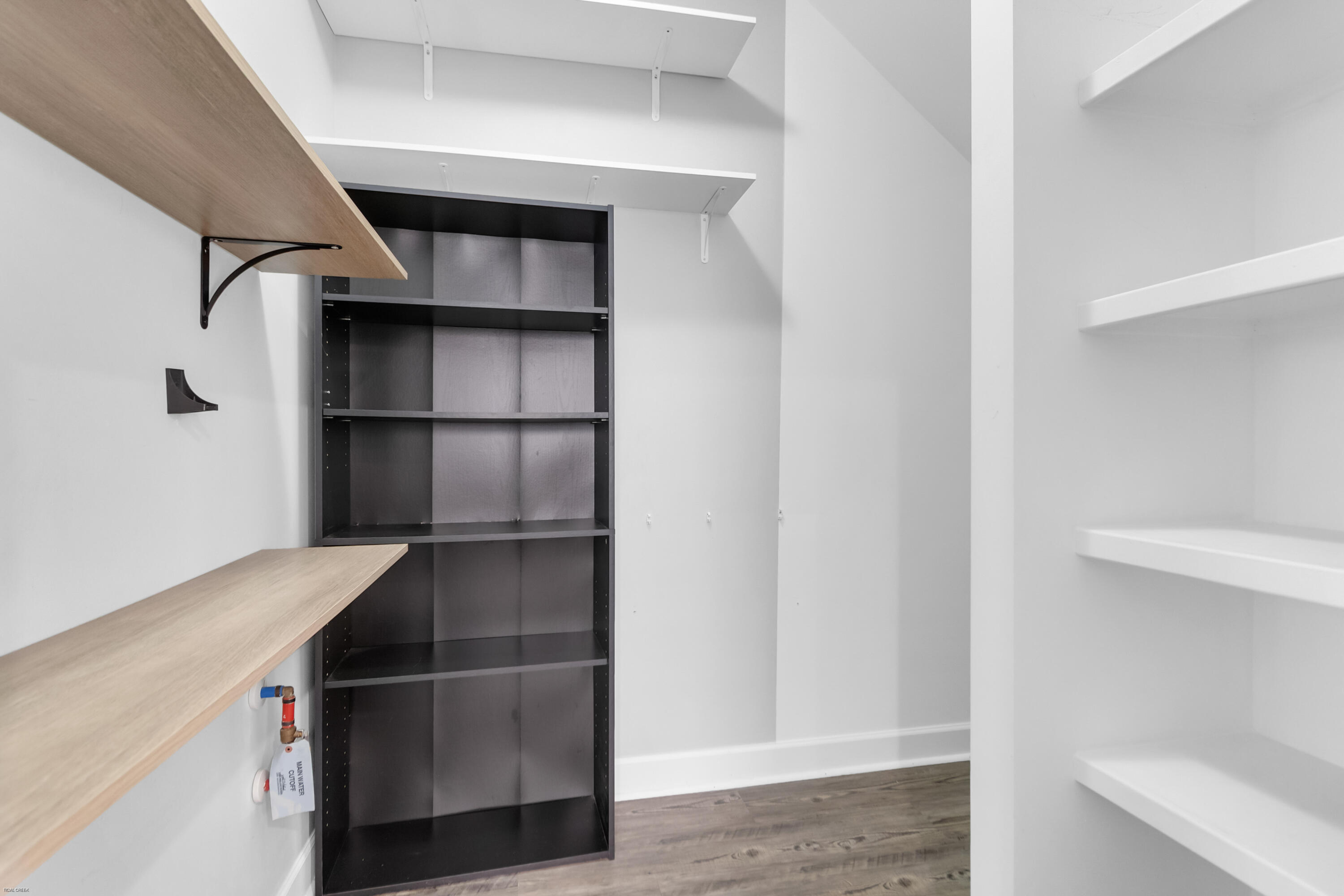 2380 Kings Gate Lane Unit 204