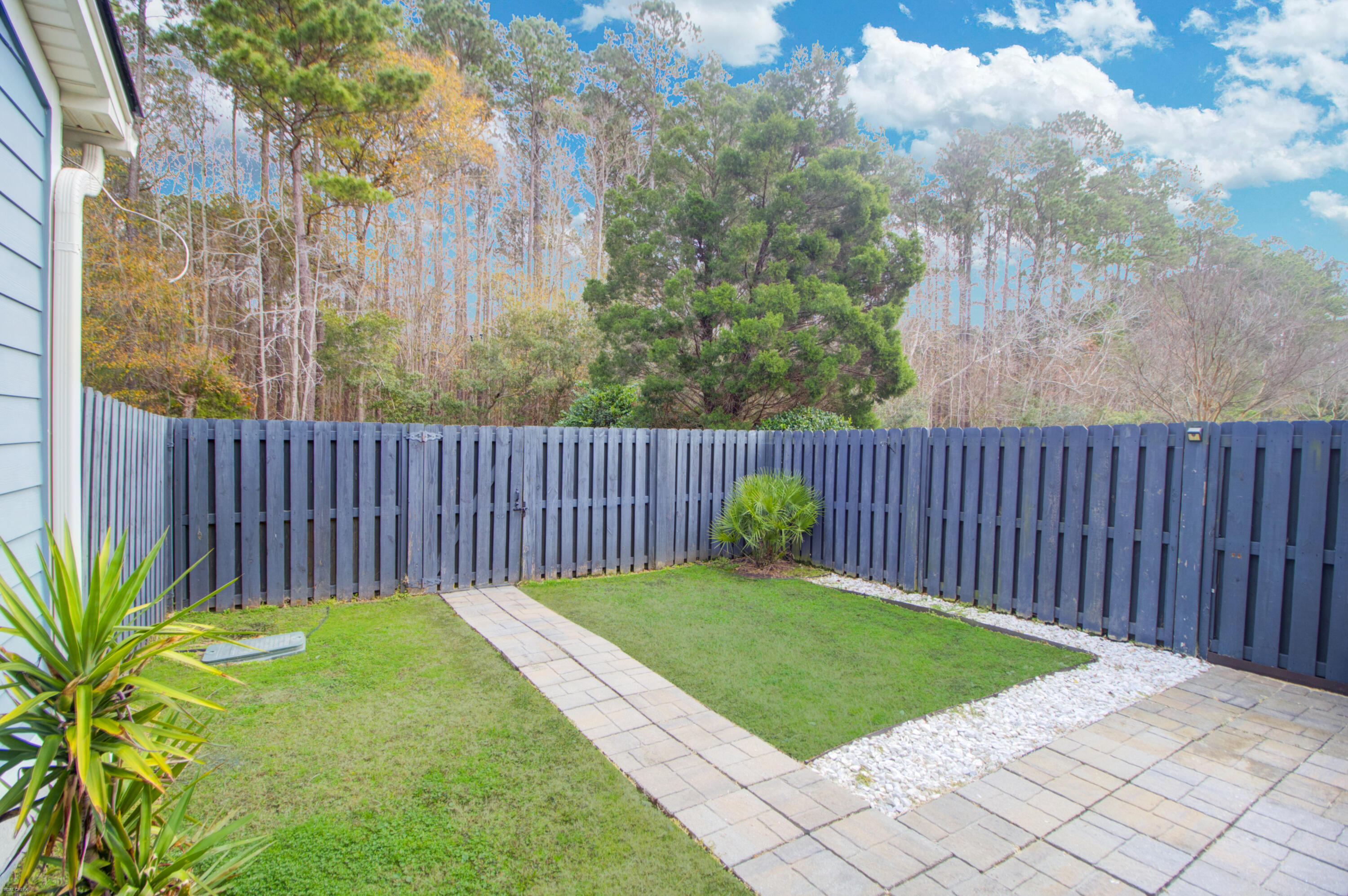 2380 Kings Gate Lane Unit 204