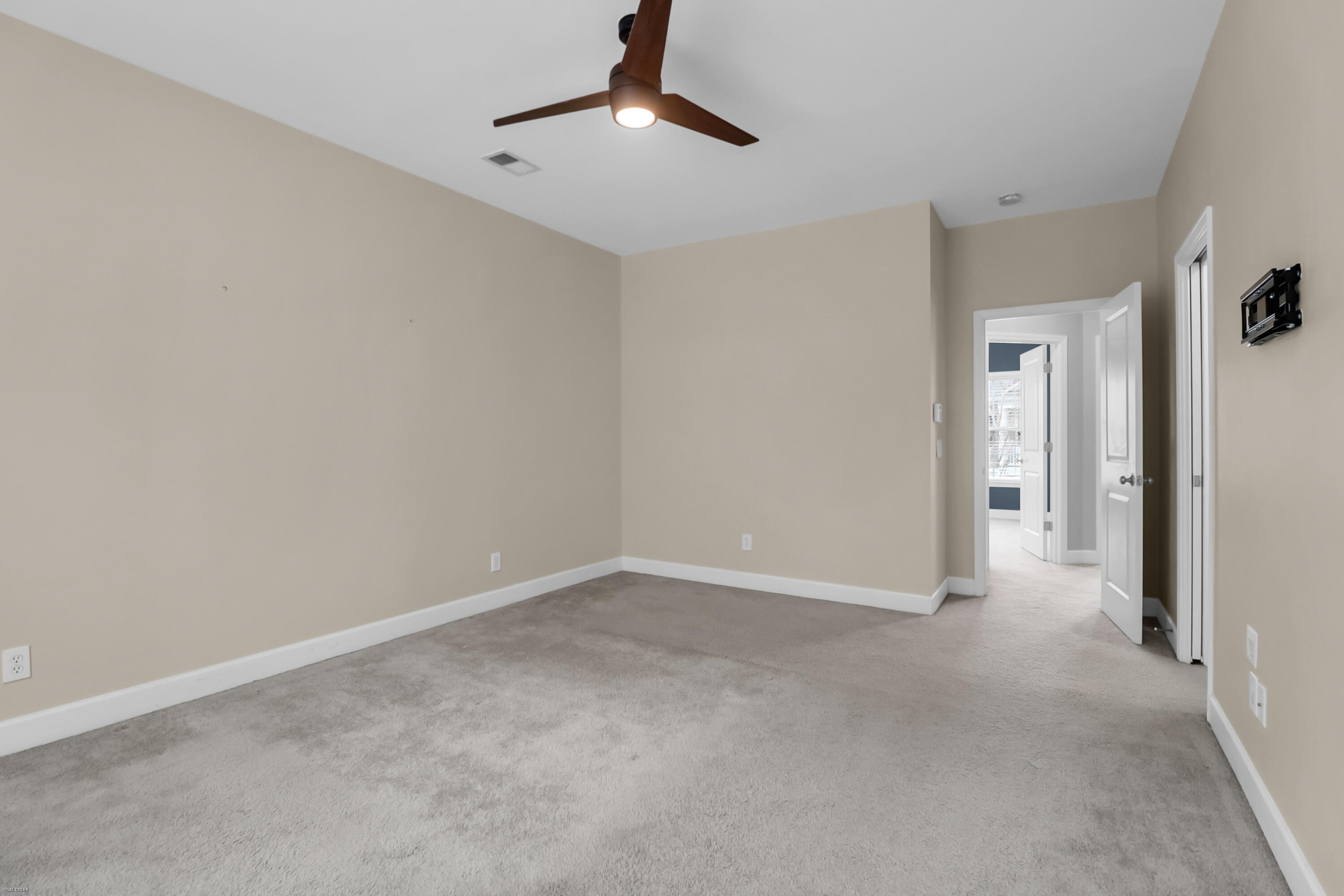 2380 Kings Gate Lane Unit 204