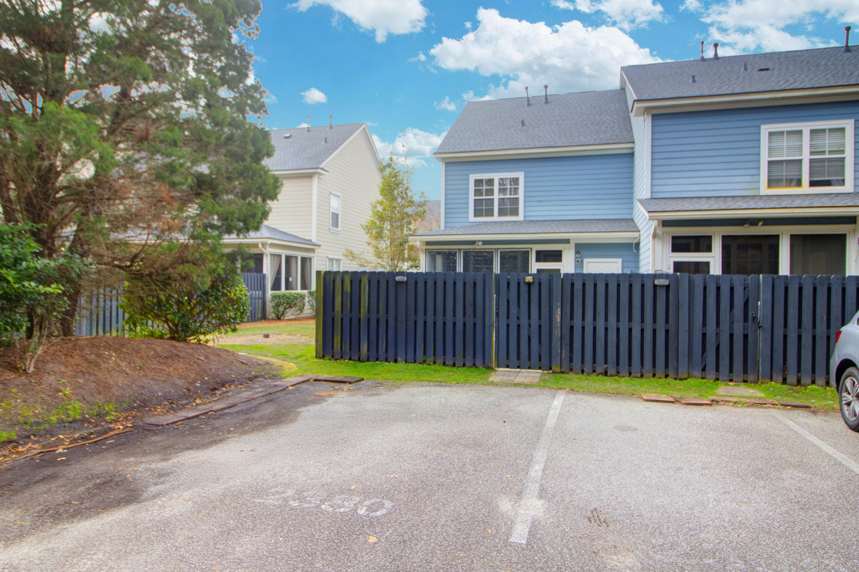 2380 Kings Gate Lane Unit 204