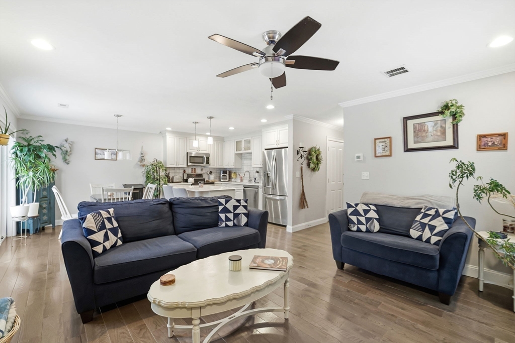 13 Beverlys Way # 13