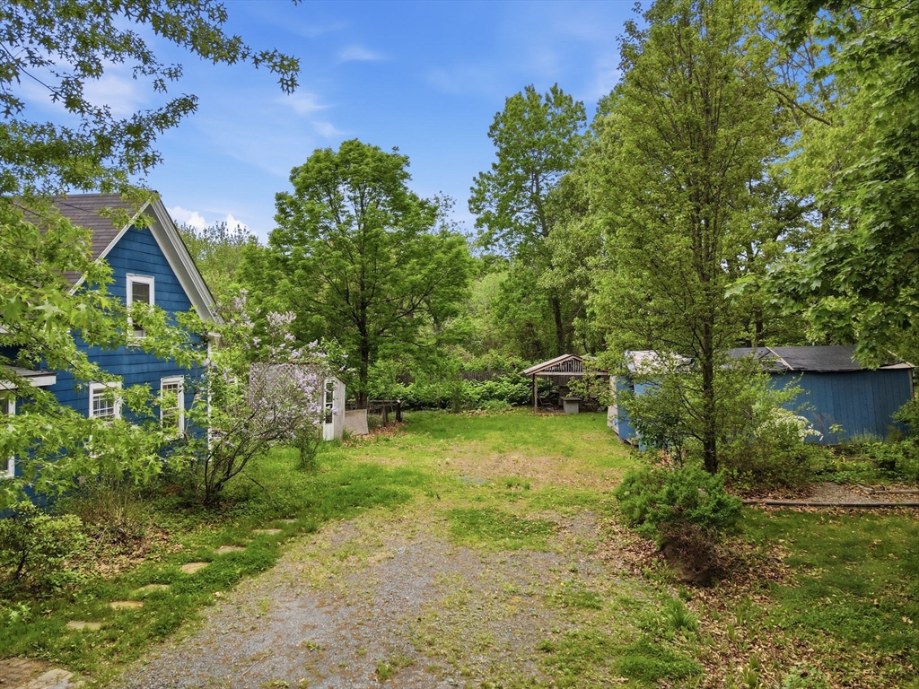 200 Stockbridge Rd