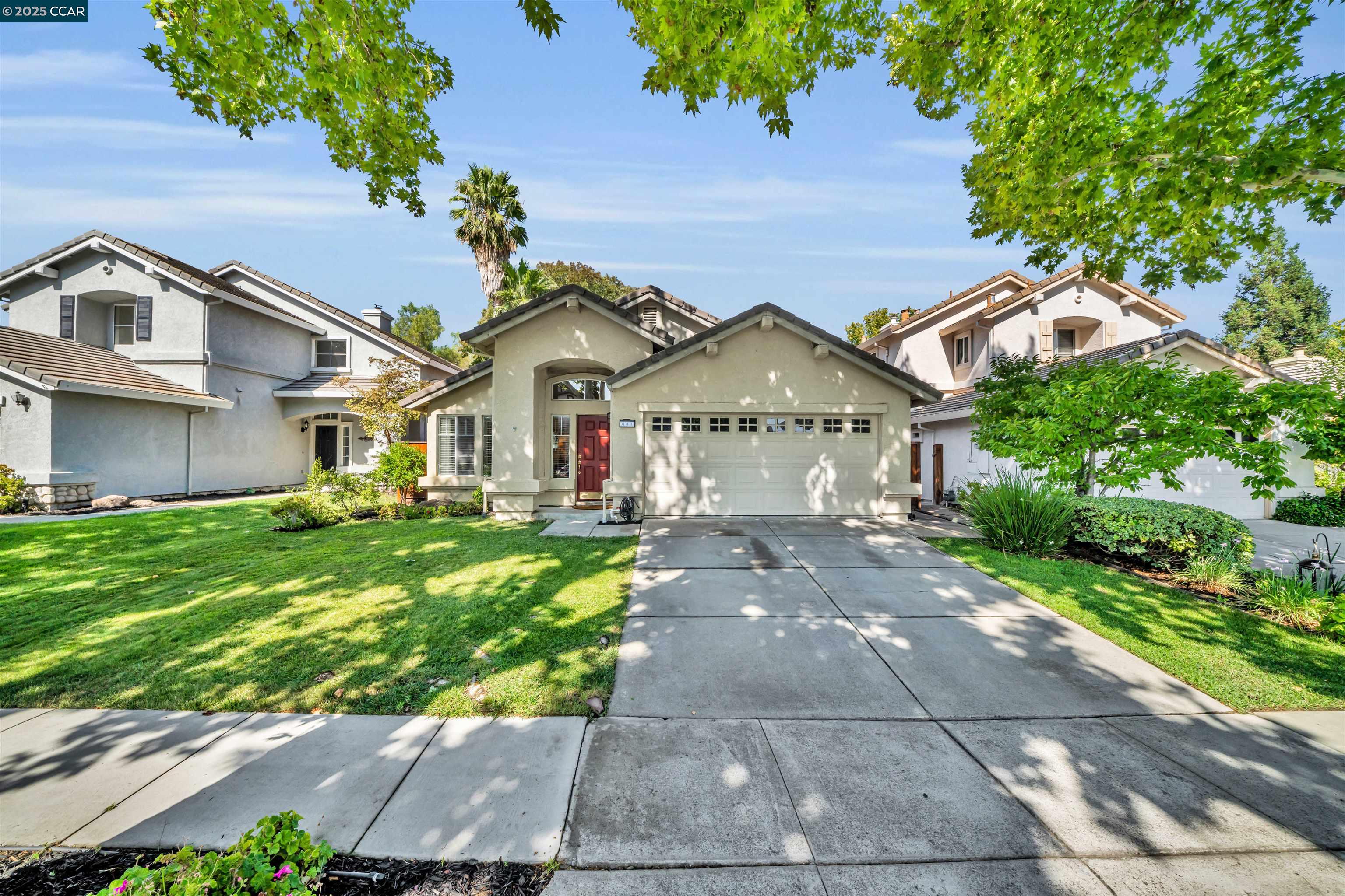 441 Apple Hill Dr