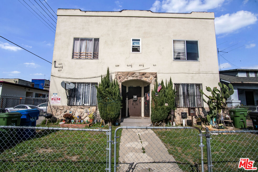 625 E 50th St