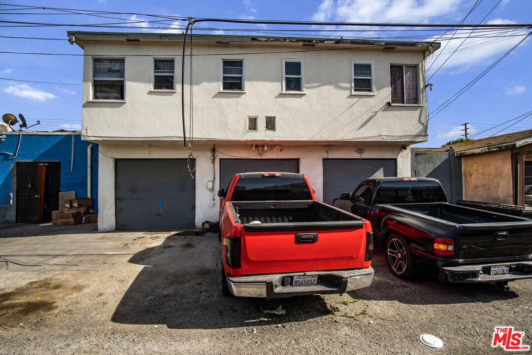 8219 S Central Ave