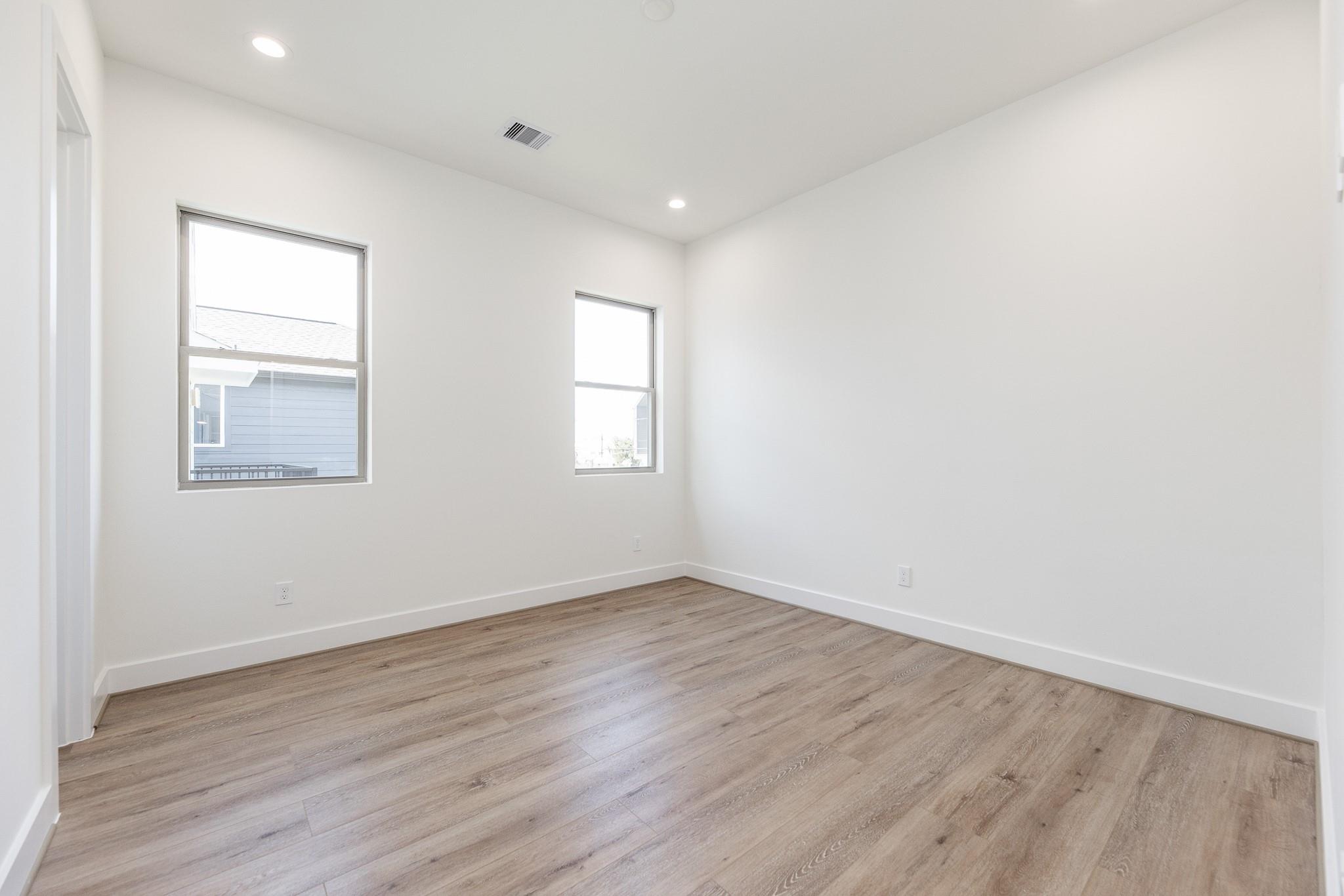 311 E 34th Street