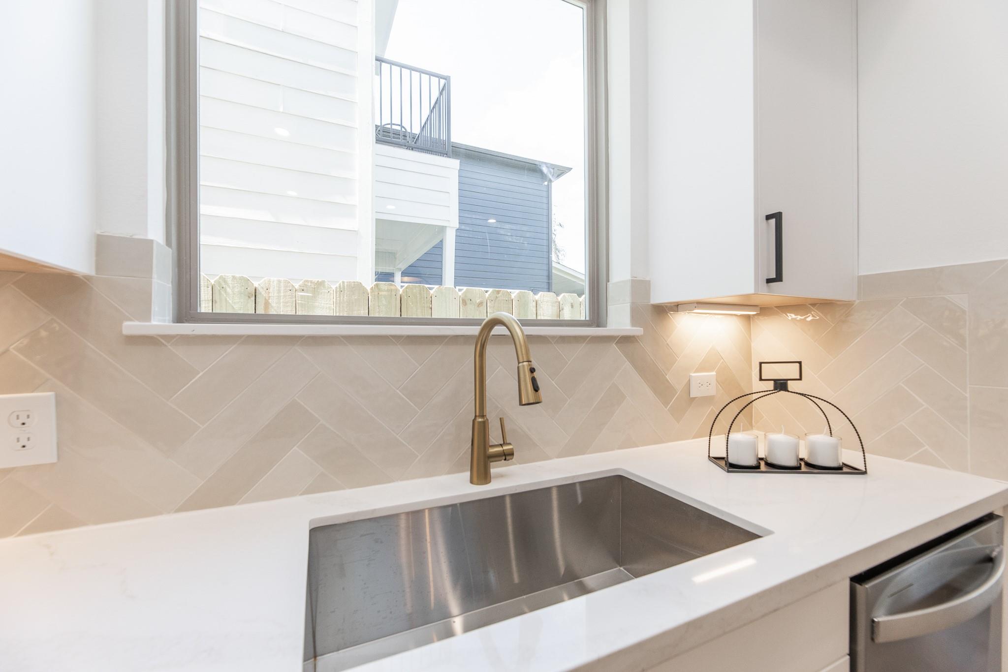 311 E 34th Street