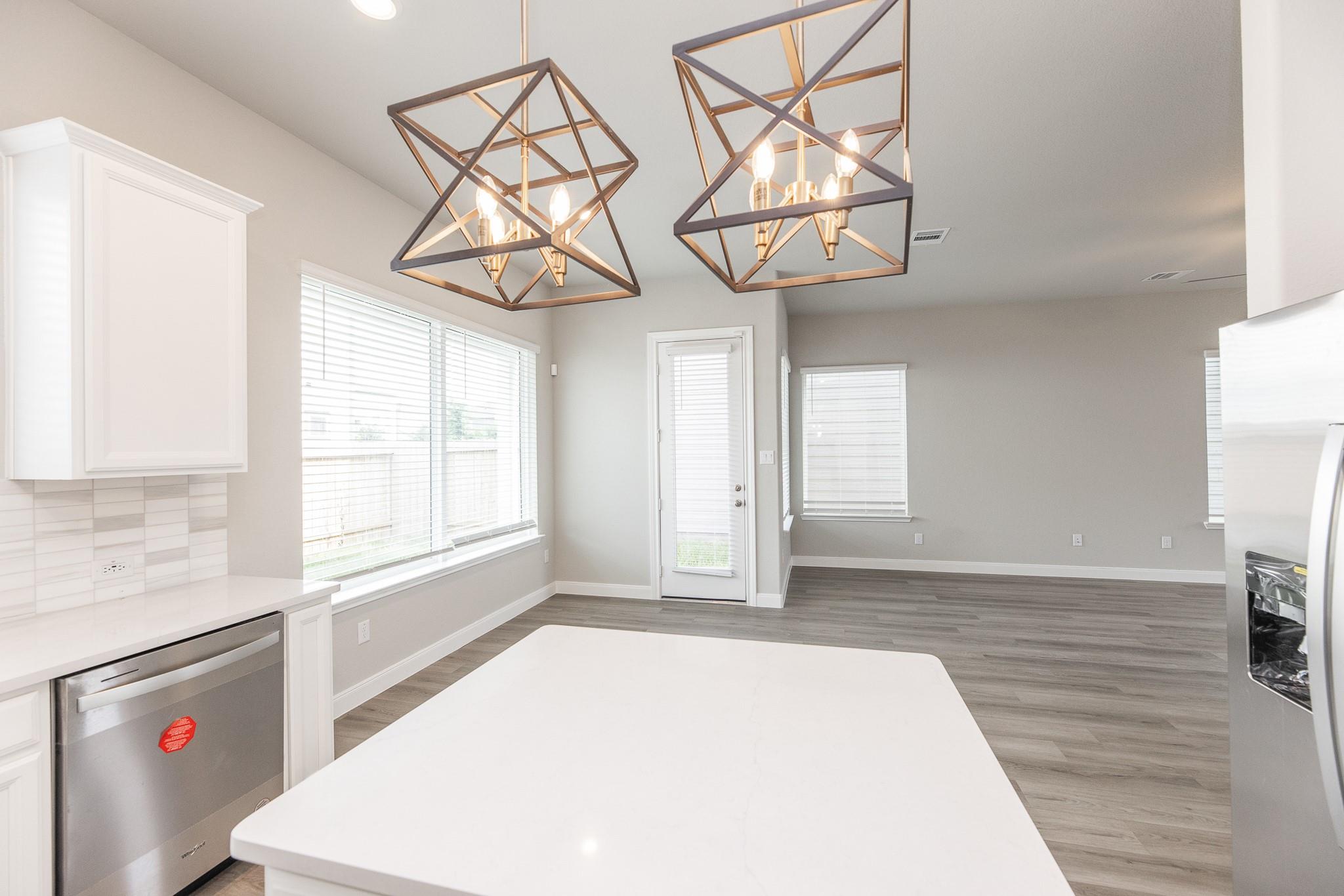 3011 Valley Peak Drive