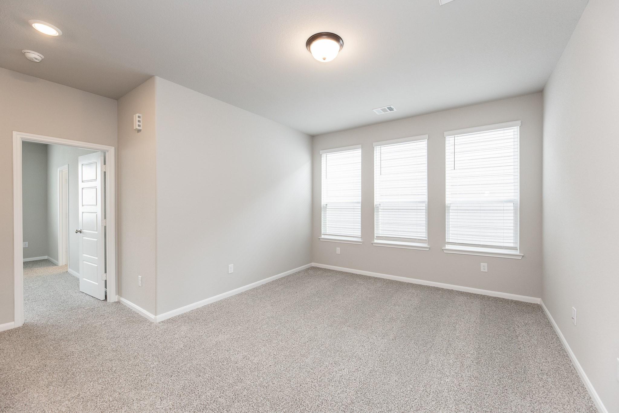 3011 Valley Peak Drive