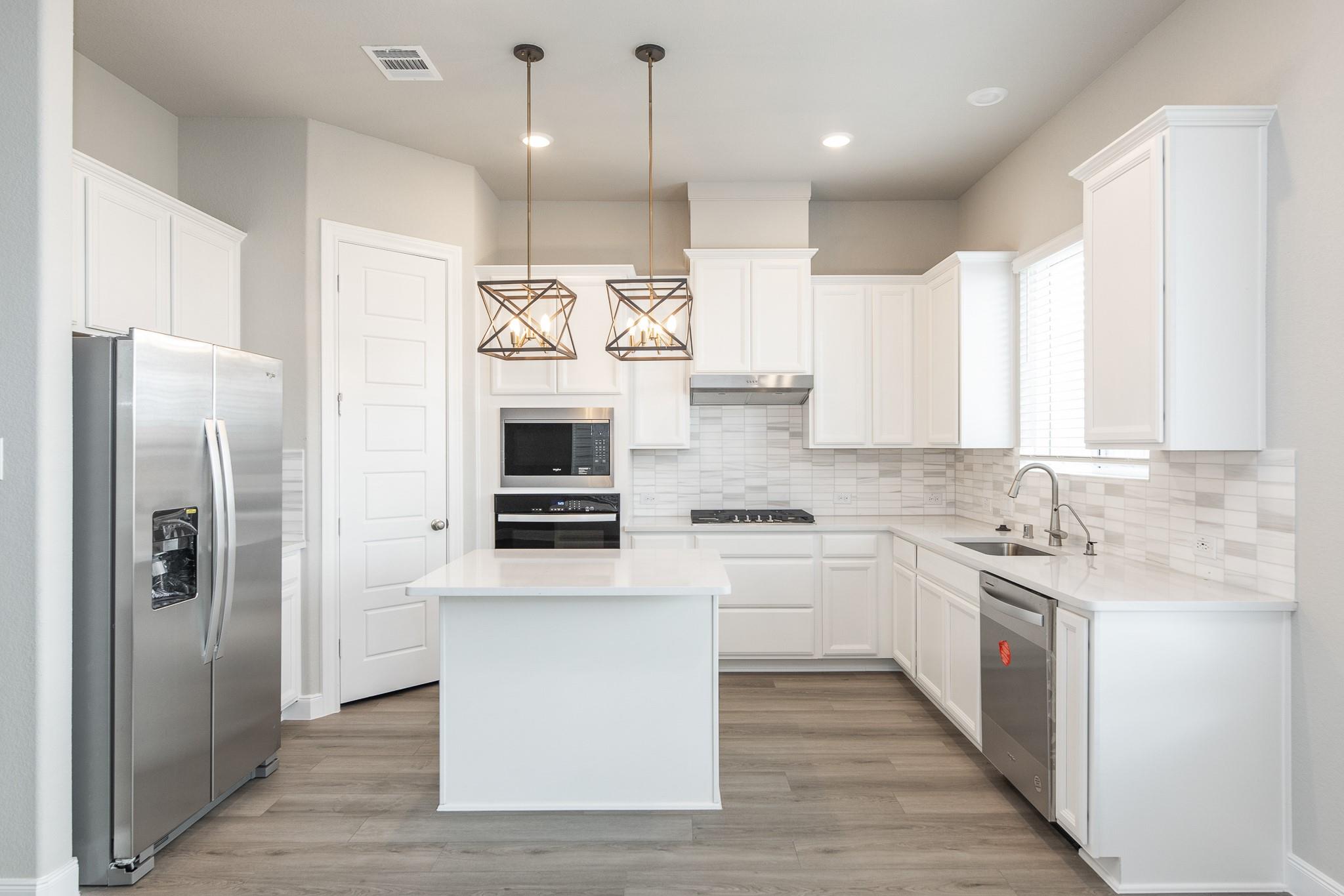 3011 Valley Peak Drive