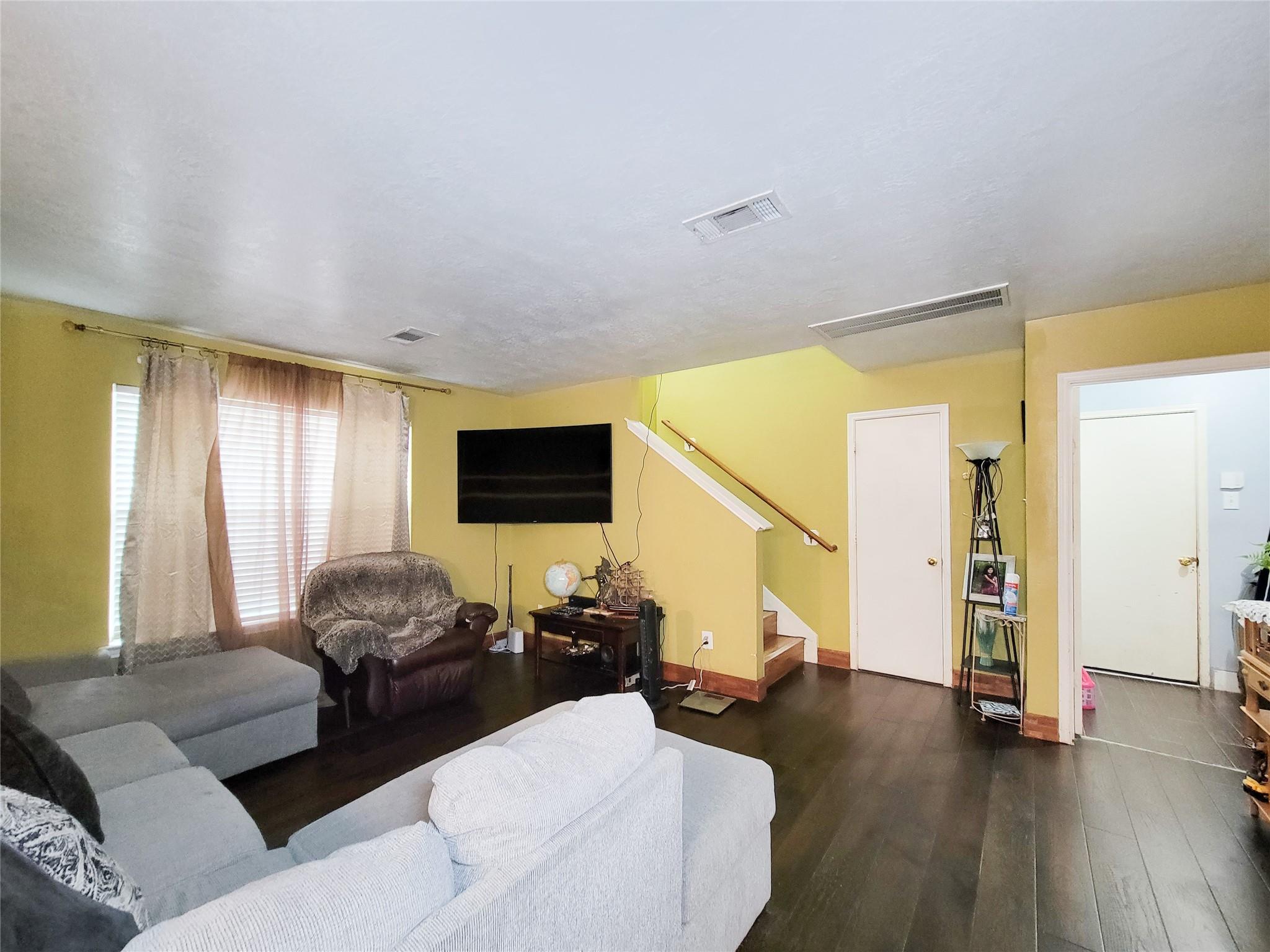 19910 Willowbrook Drive