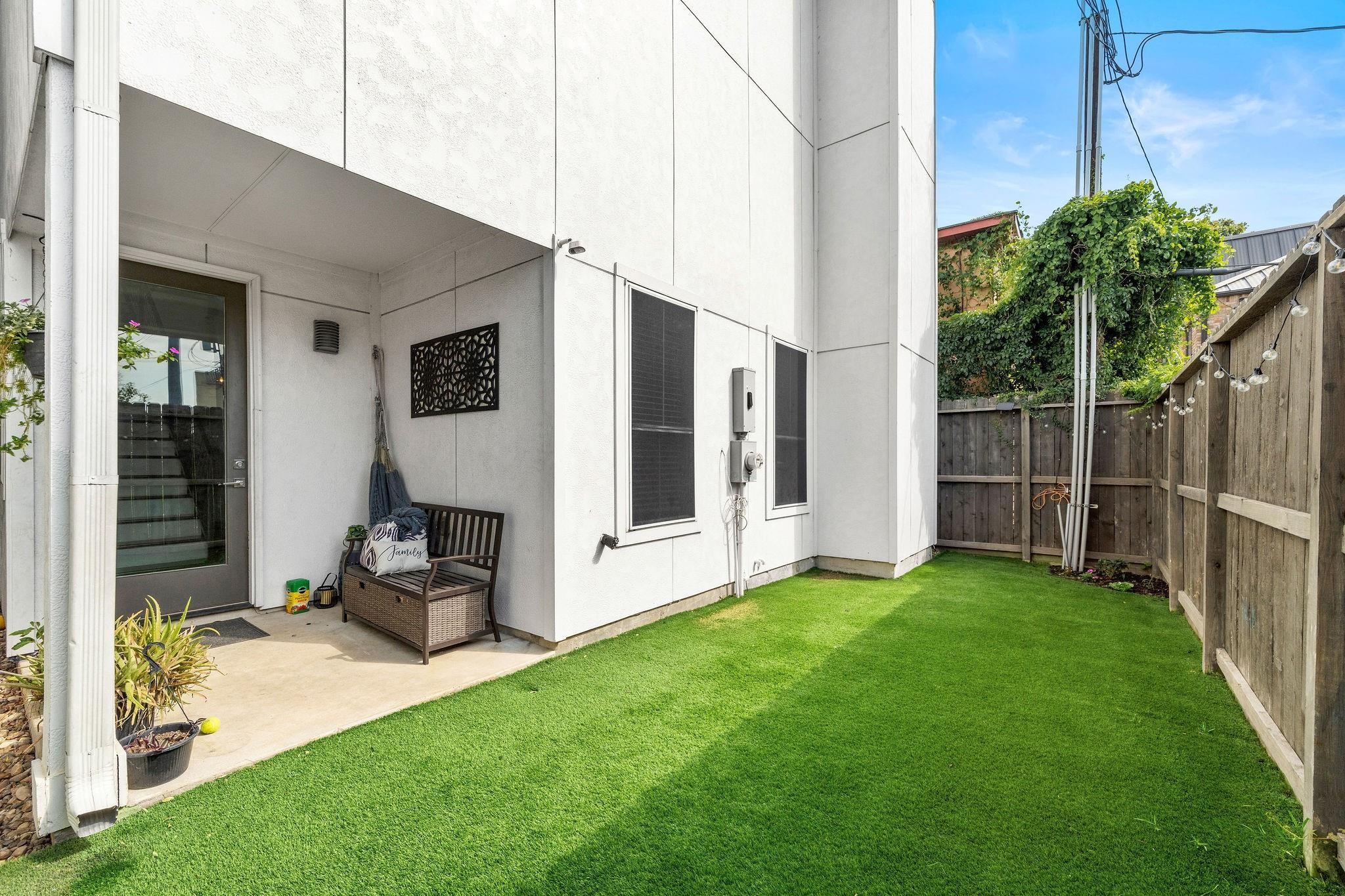 4621 Chartres Street