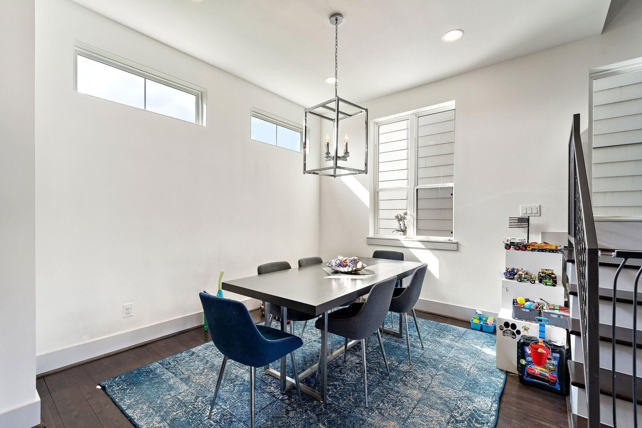 4621 Chartres Street