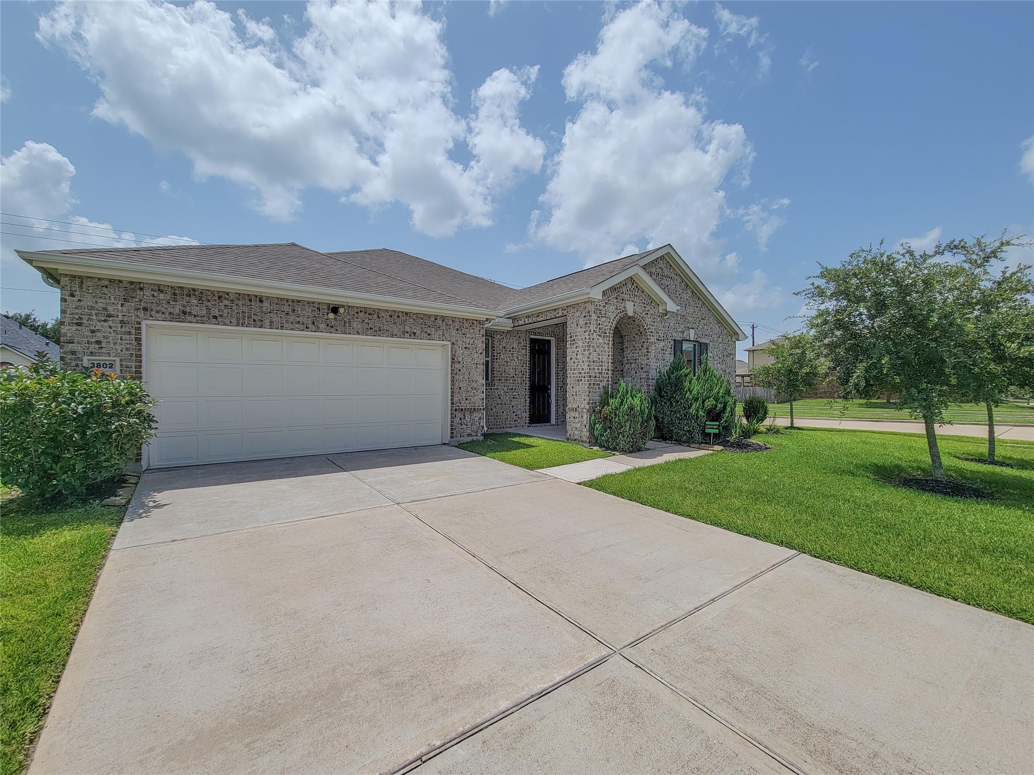 3802 Belmore Lane