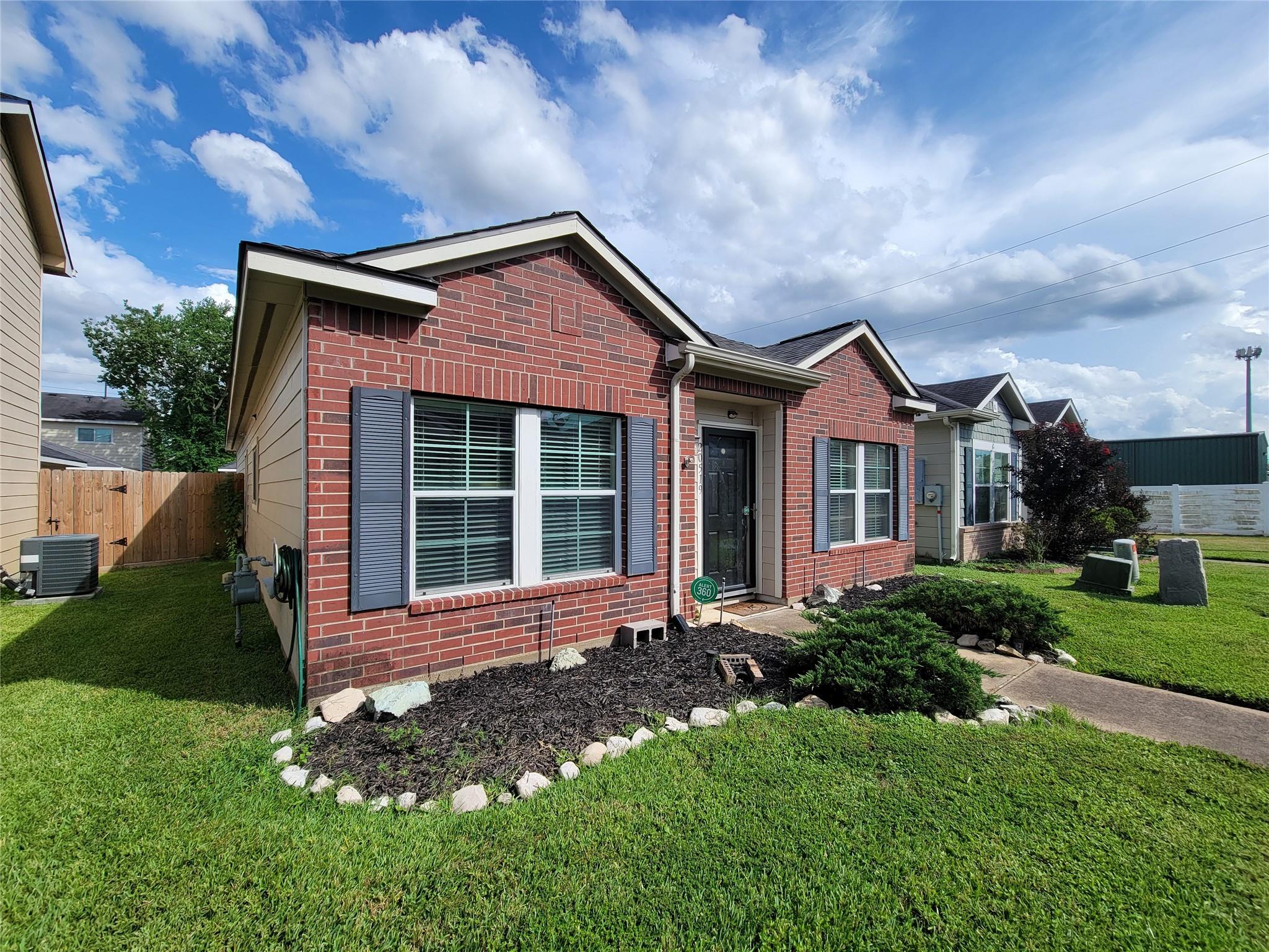 20519 Sycamore Crest Lane