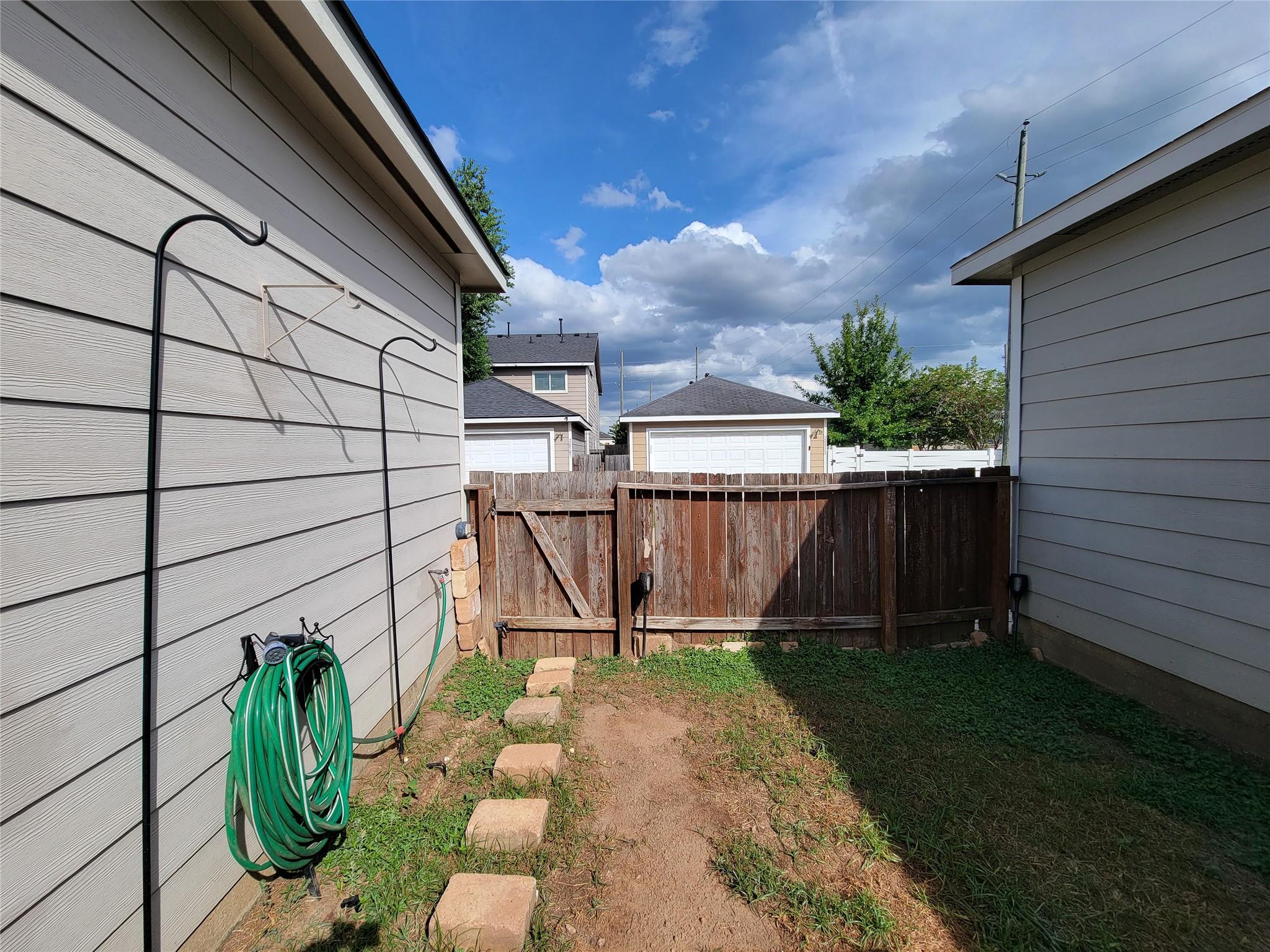 20519 Sycamore Crest Lane