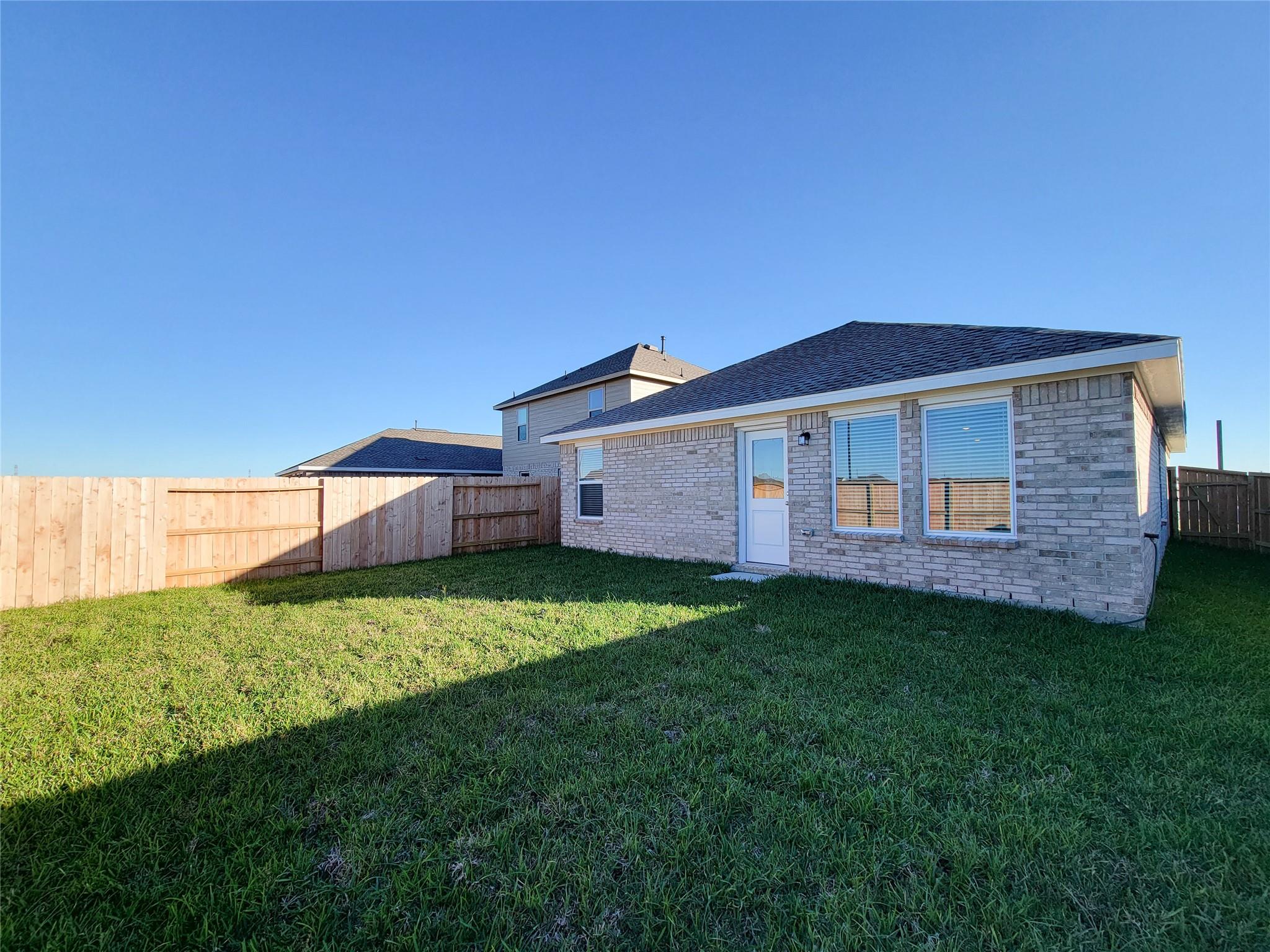1603 Windrose Bend