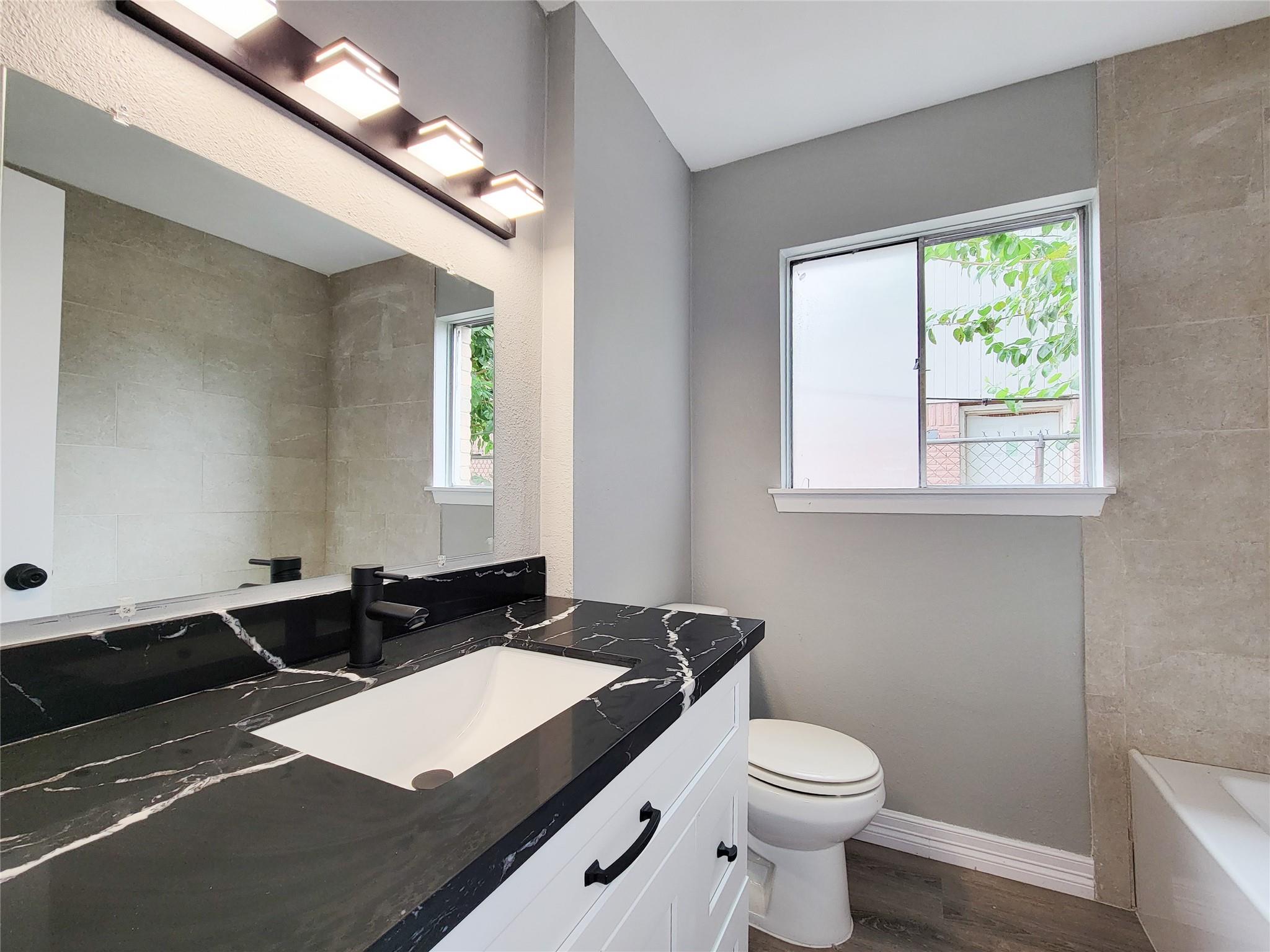 12922 Claygate Drive