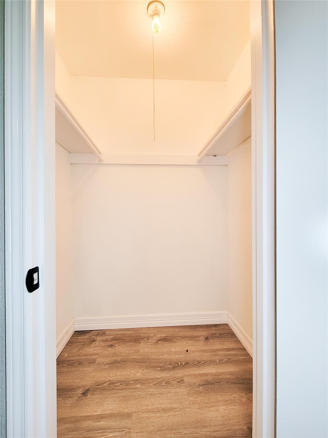 12922 Claygate Drive