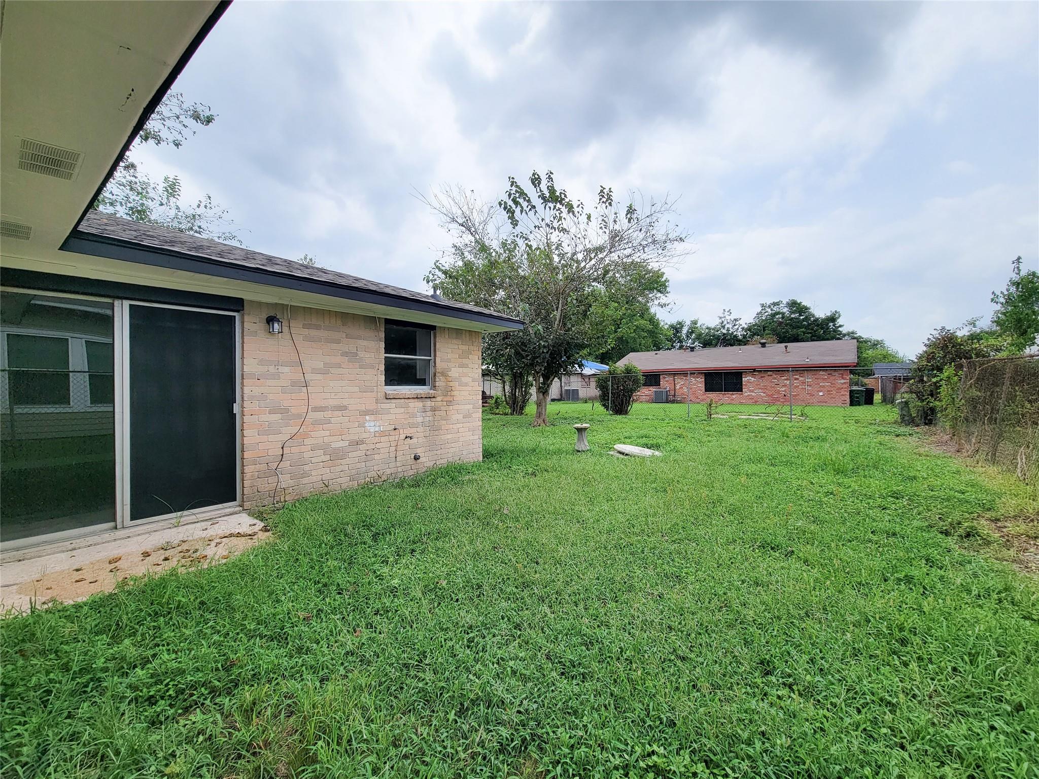 12922 Claygate Drive