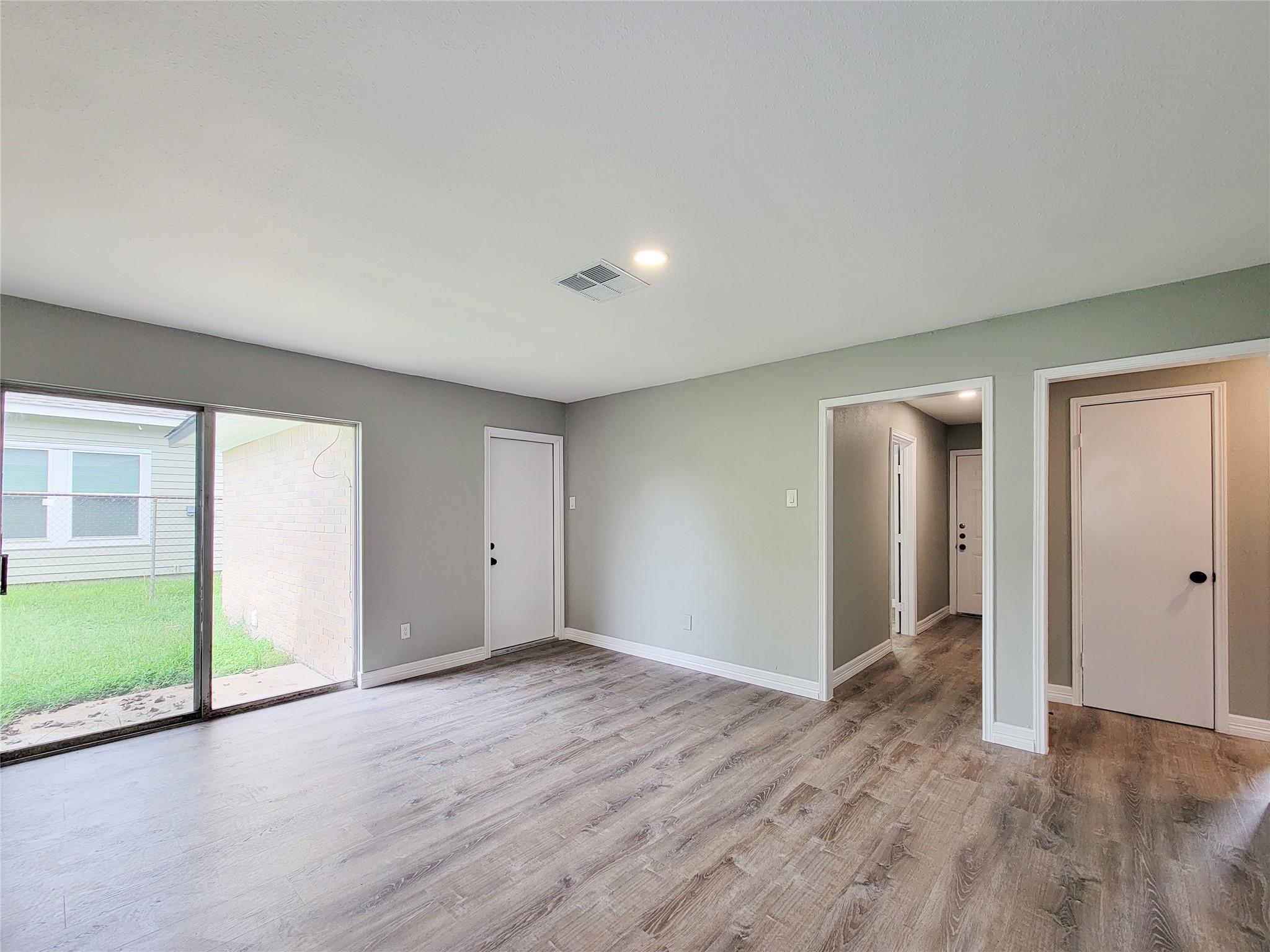 12922 Claygate Drive