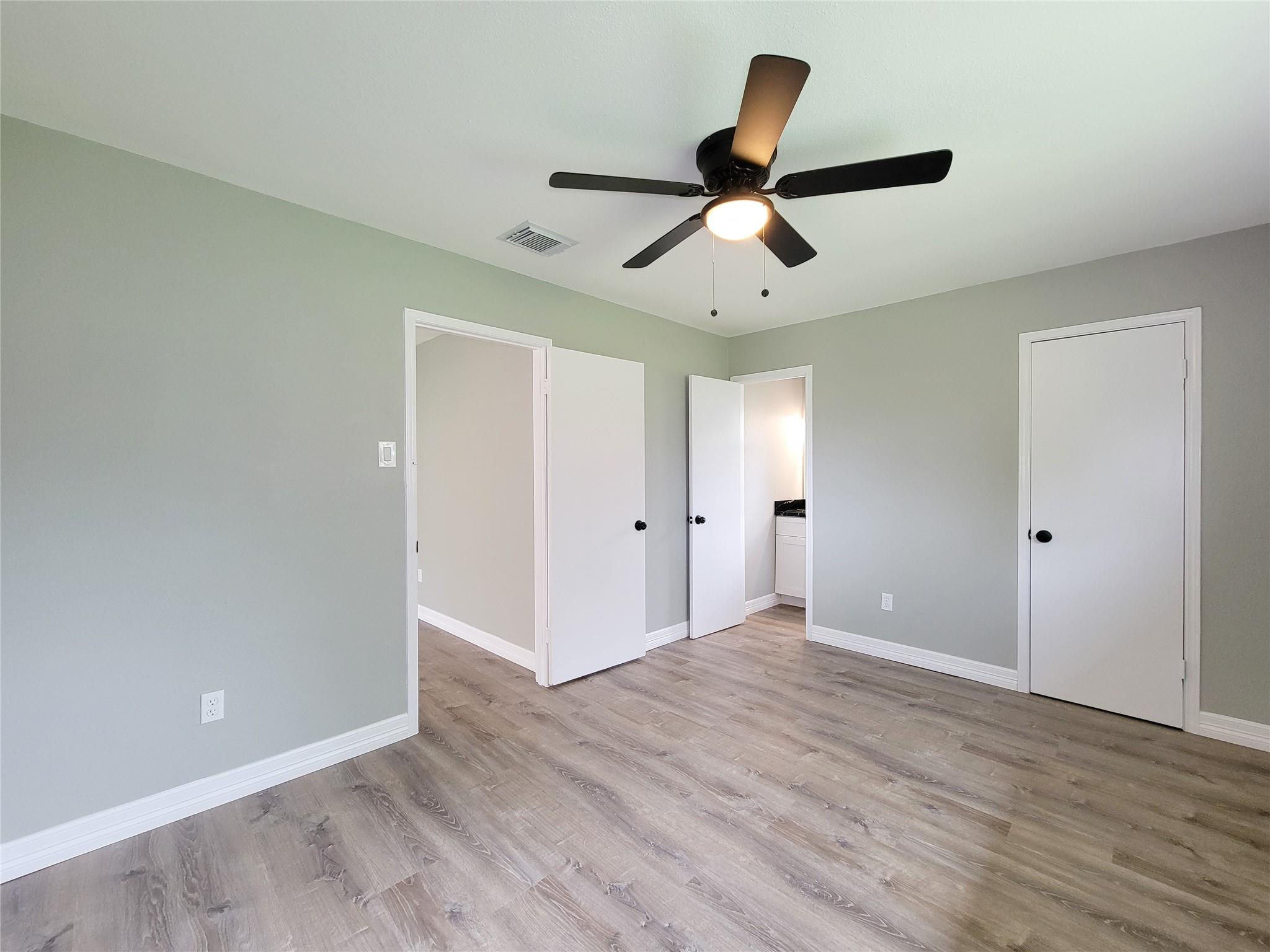 12922 Claygate Drive