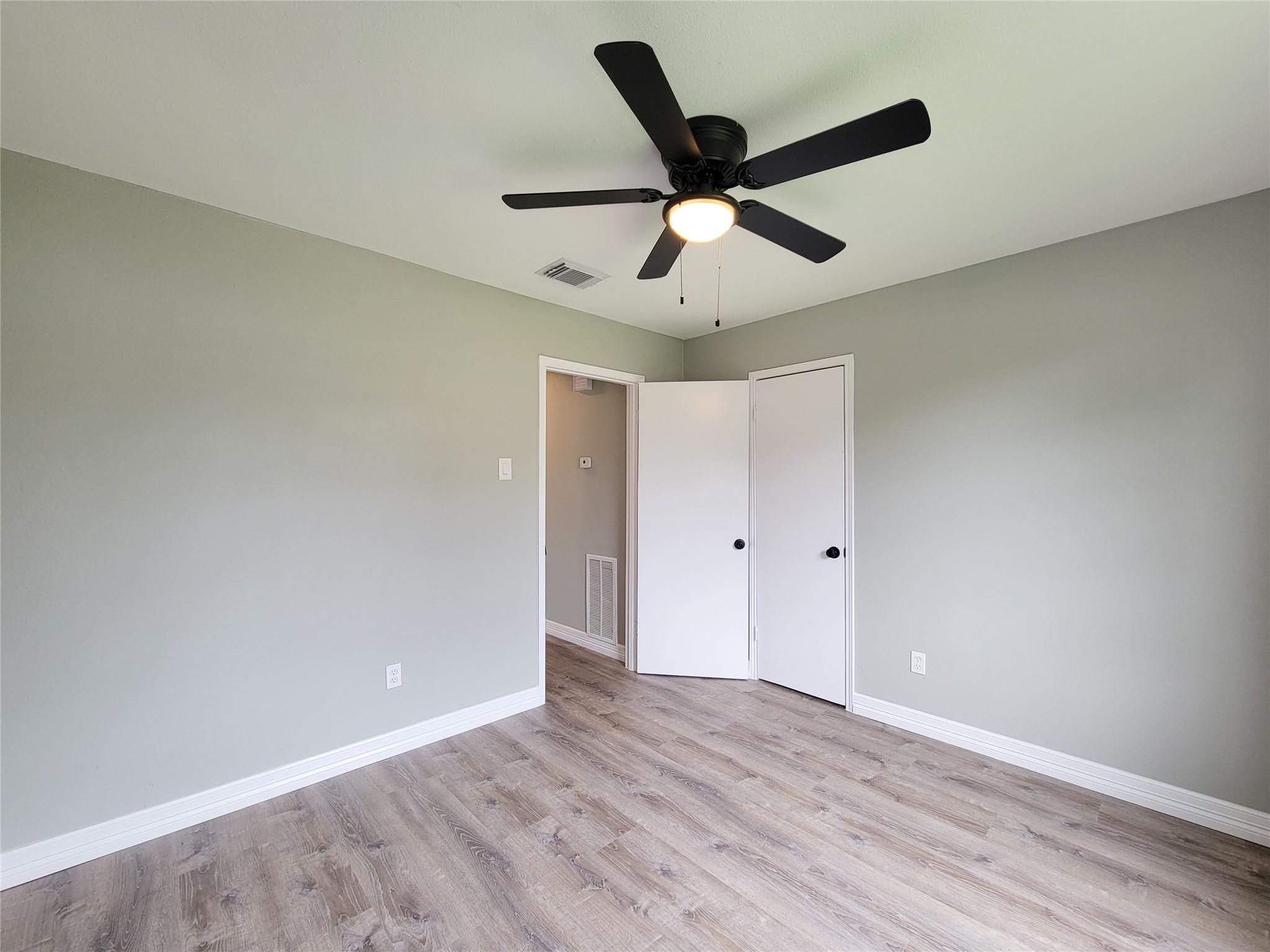 12922 Claygate Drive