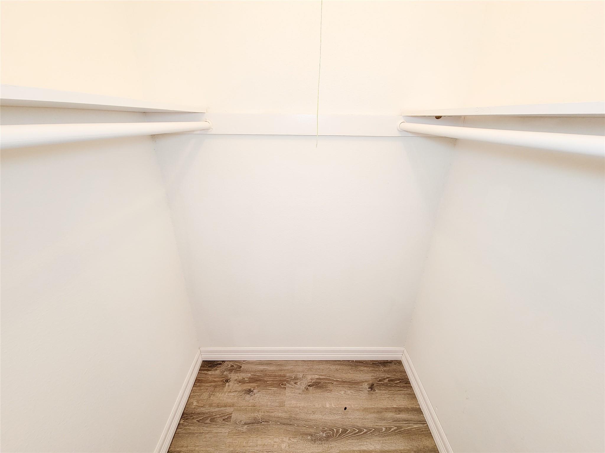 12922 Claygate Drive