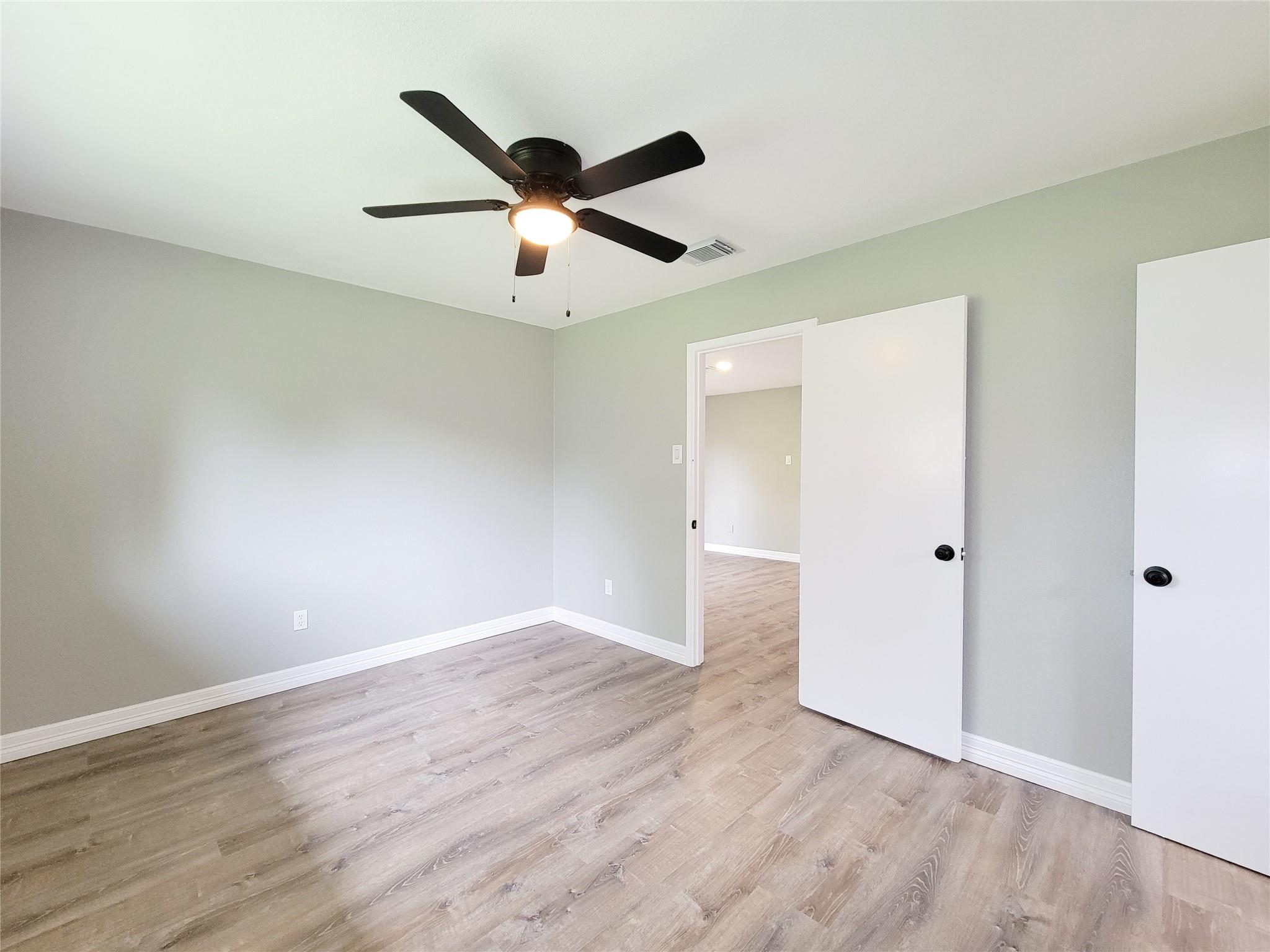 12922 Claygate Drive